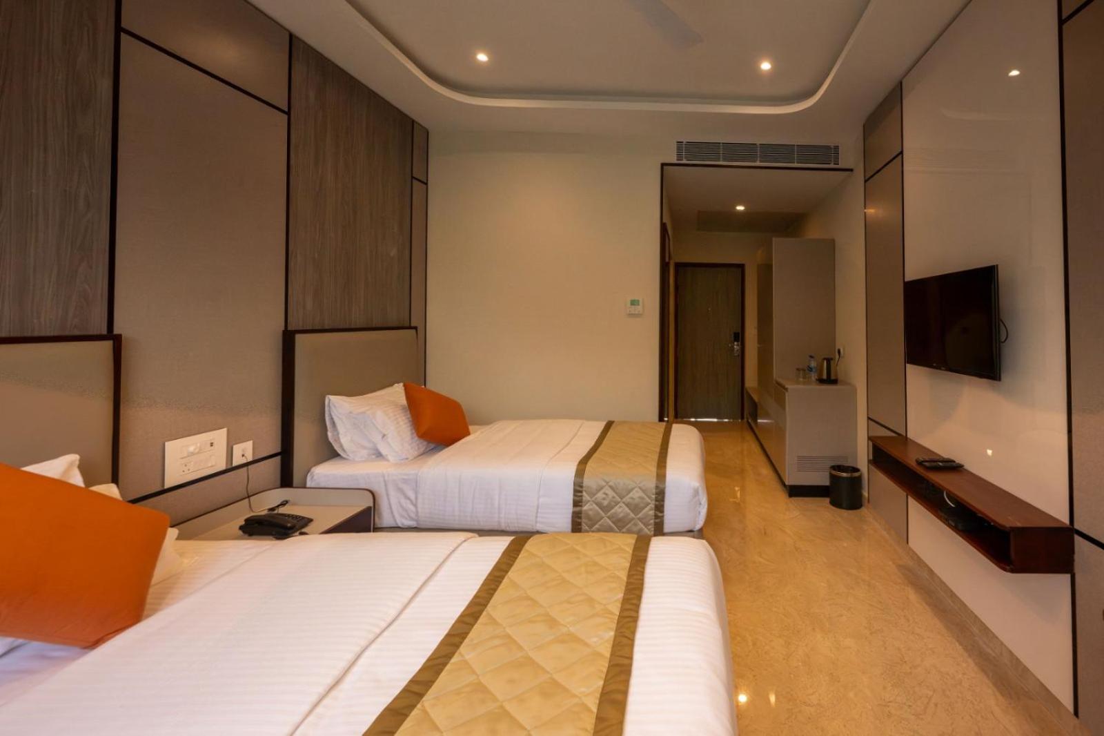 Deluxe Twin Room photo 1