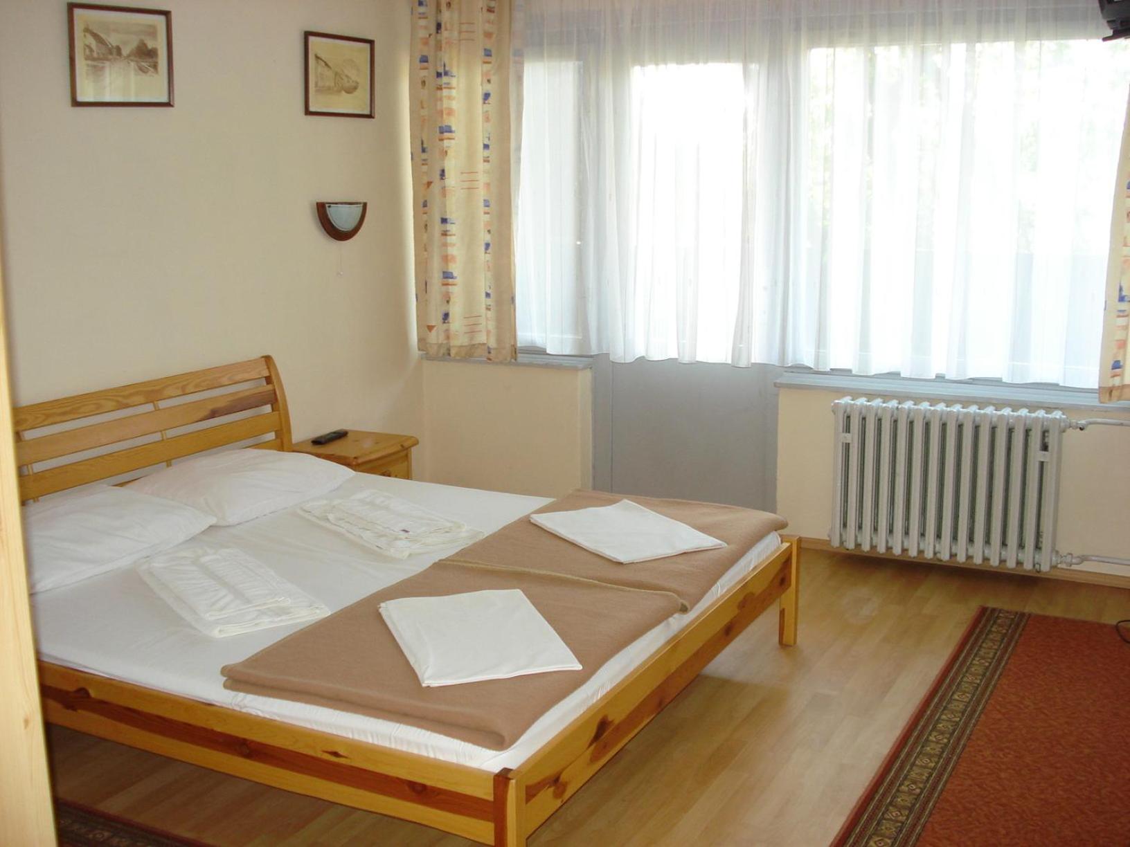Single Room photo 2