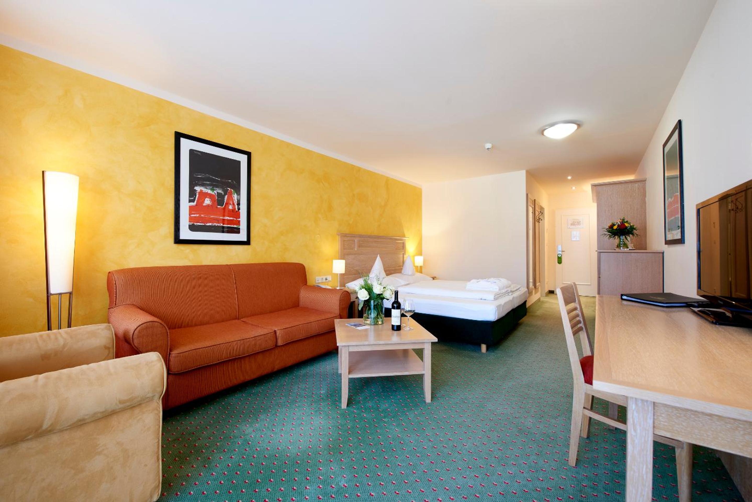 Comfort Double Room with Balcony or Terrace photo 2