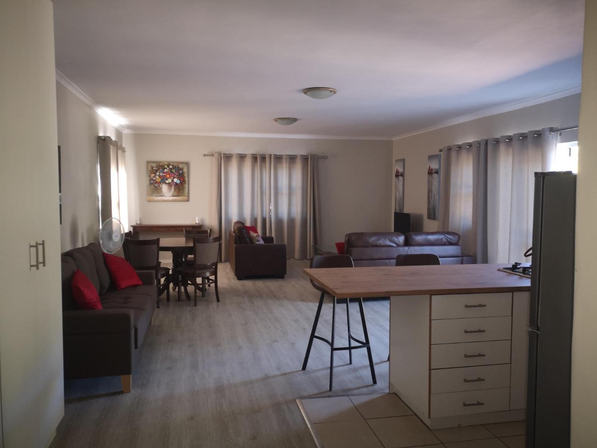 Apartment with Mountain View photo 1