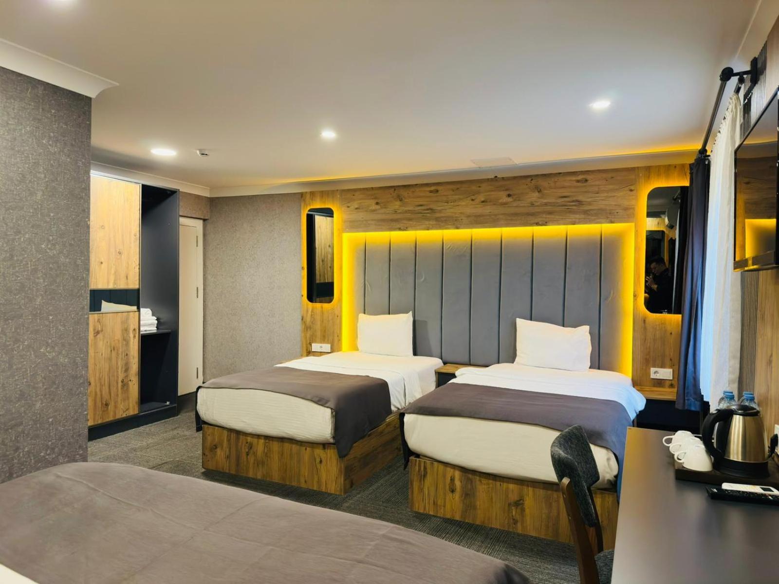 Quadruple Room photo 3
