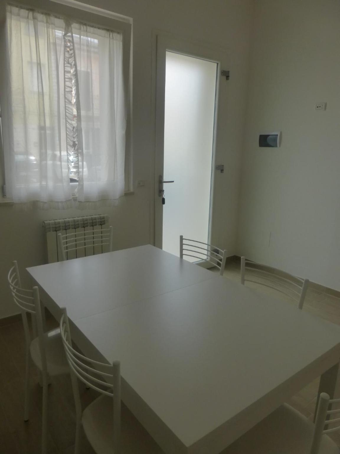 Two-Bedroom Apartment - Photo 7