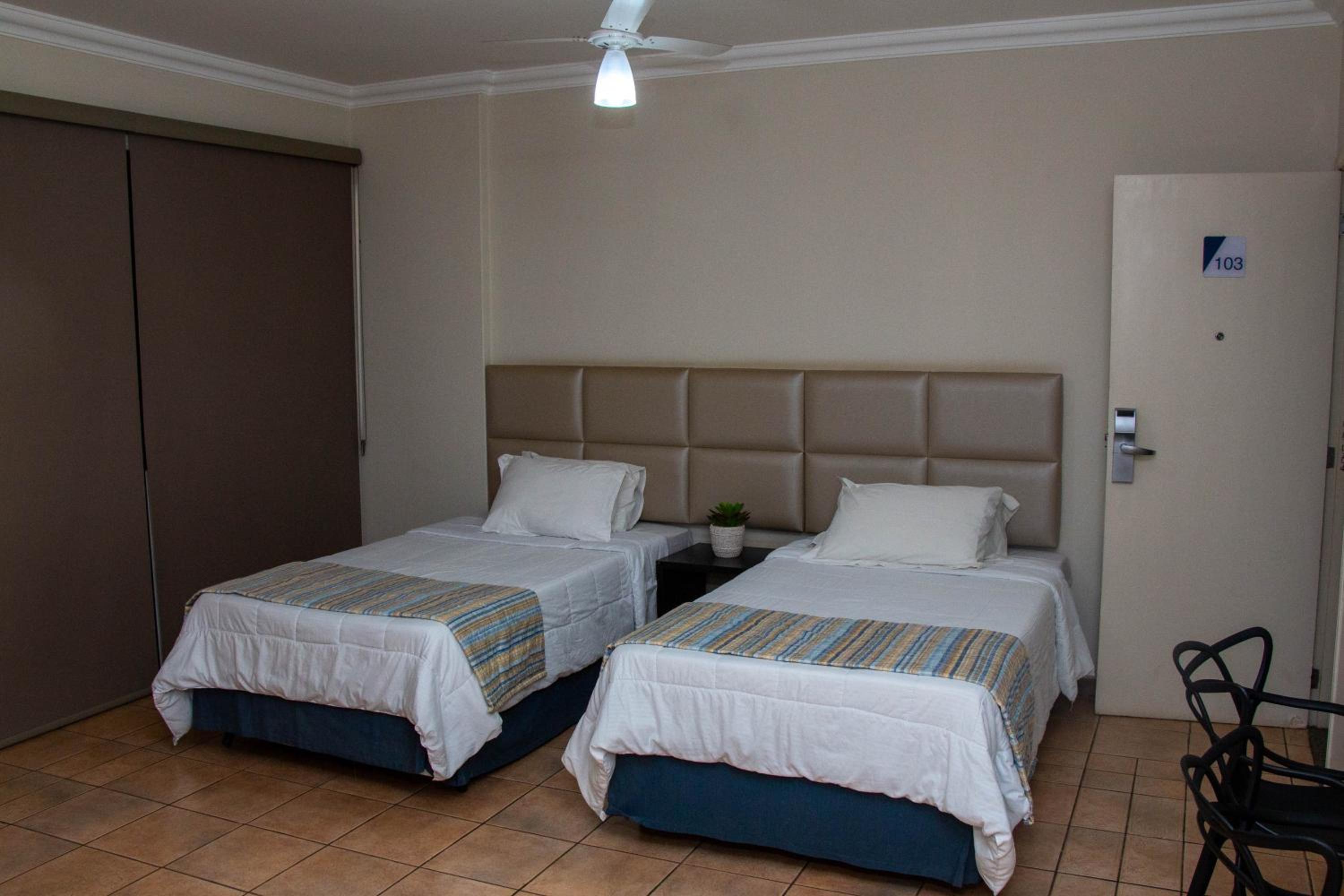 Superior Suite - Photo 5