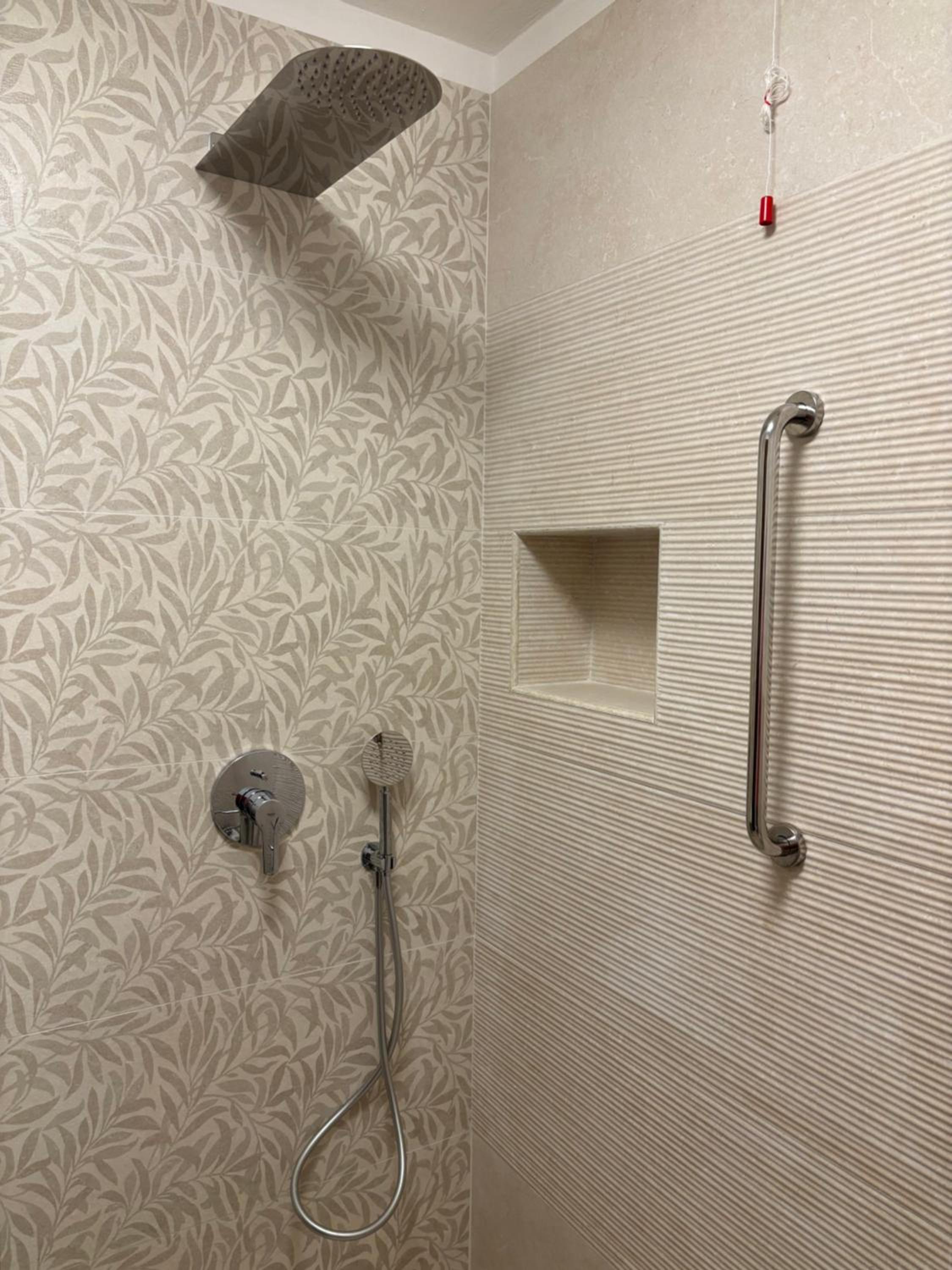 Standard Double or Twin Room photo 2