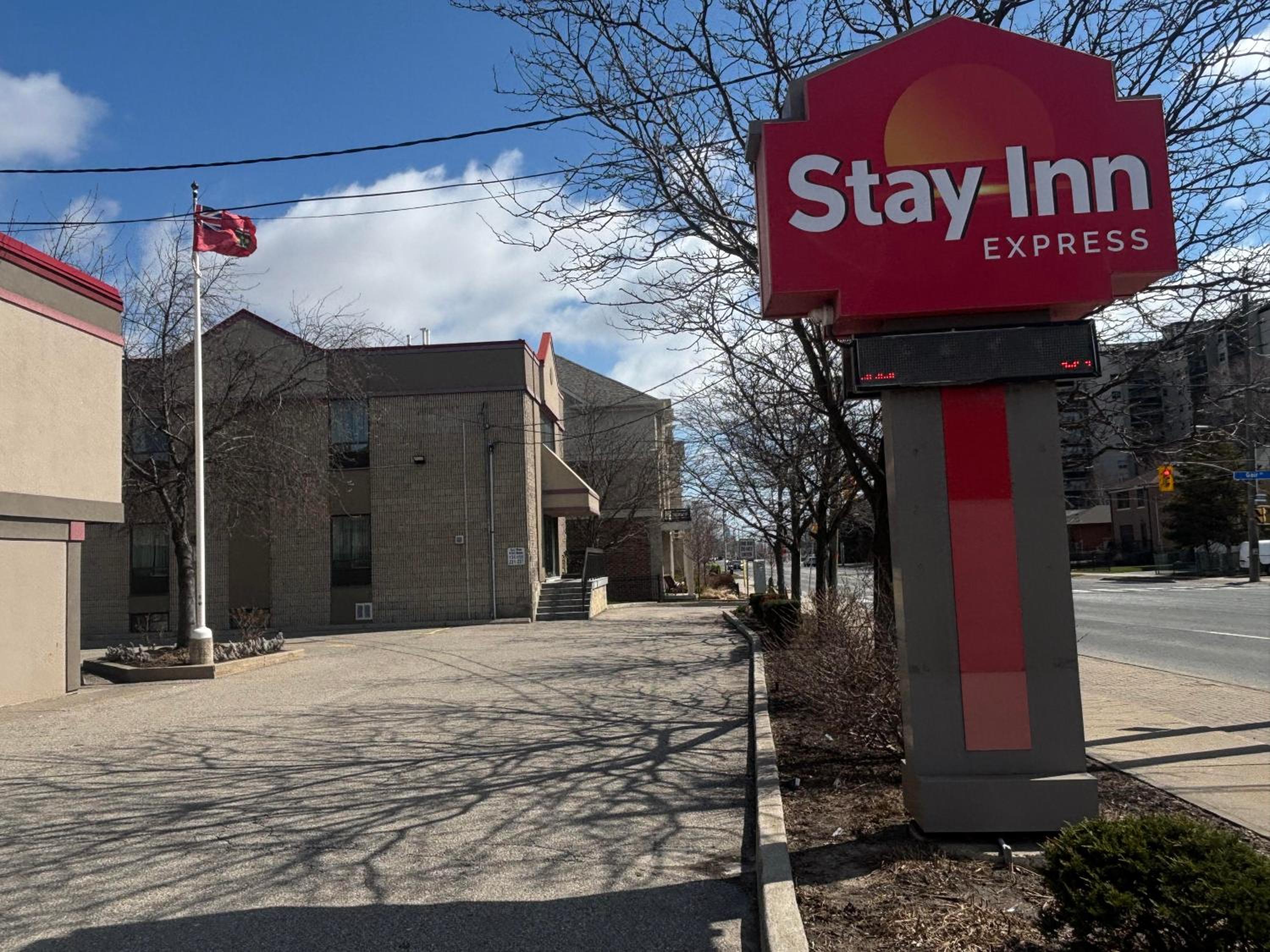 Stay Inn Express Toronto — photo 51