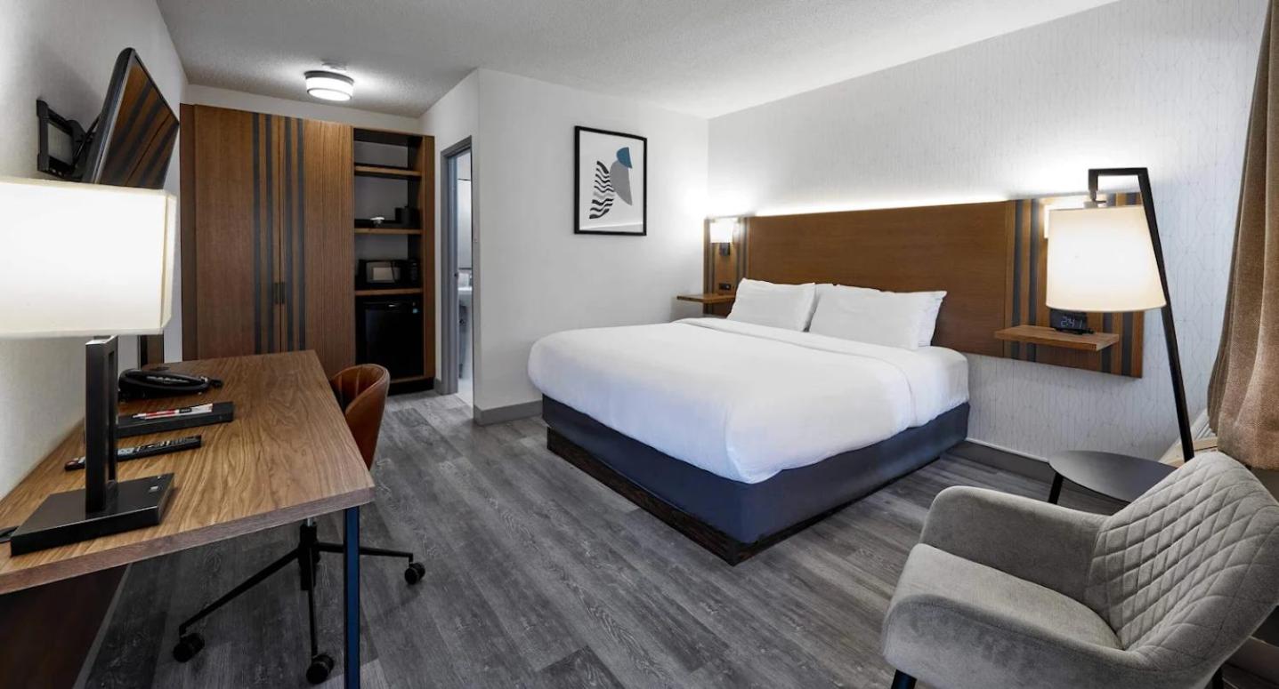Stay Inn Express Toronto — photo 58