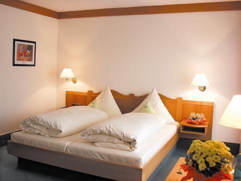 Double room with additional bed photo 1