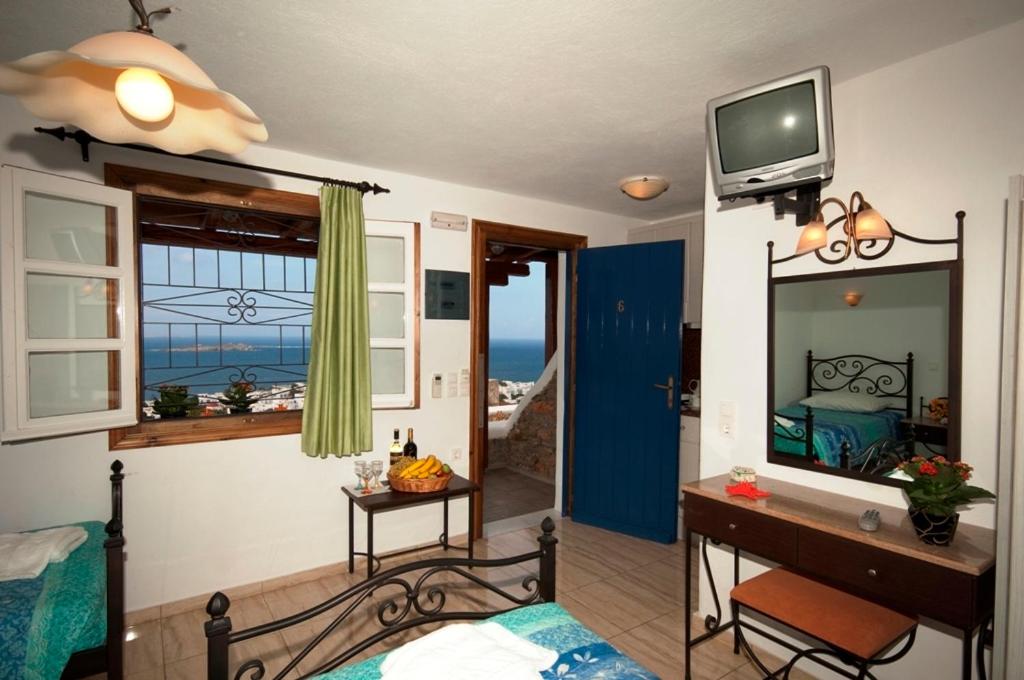Studio (3 Adults) with Sea View photo 2