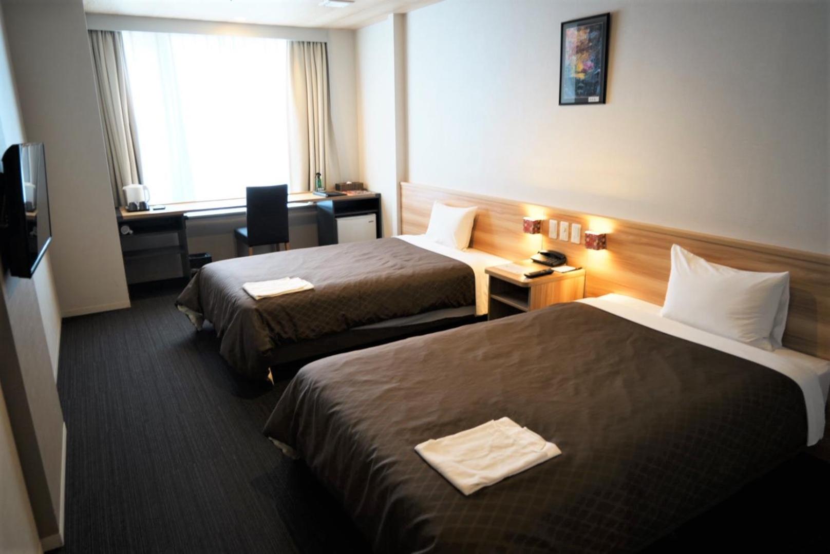 Twin Room Single Use with Late Check-out 12:00PM