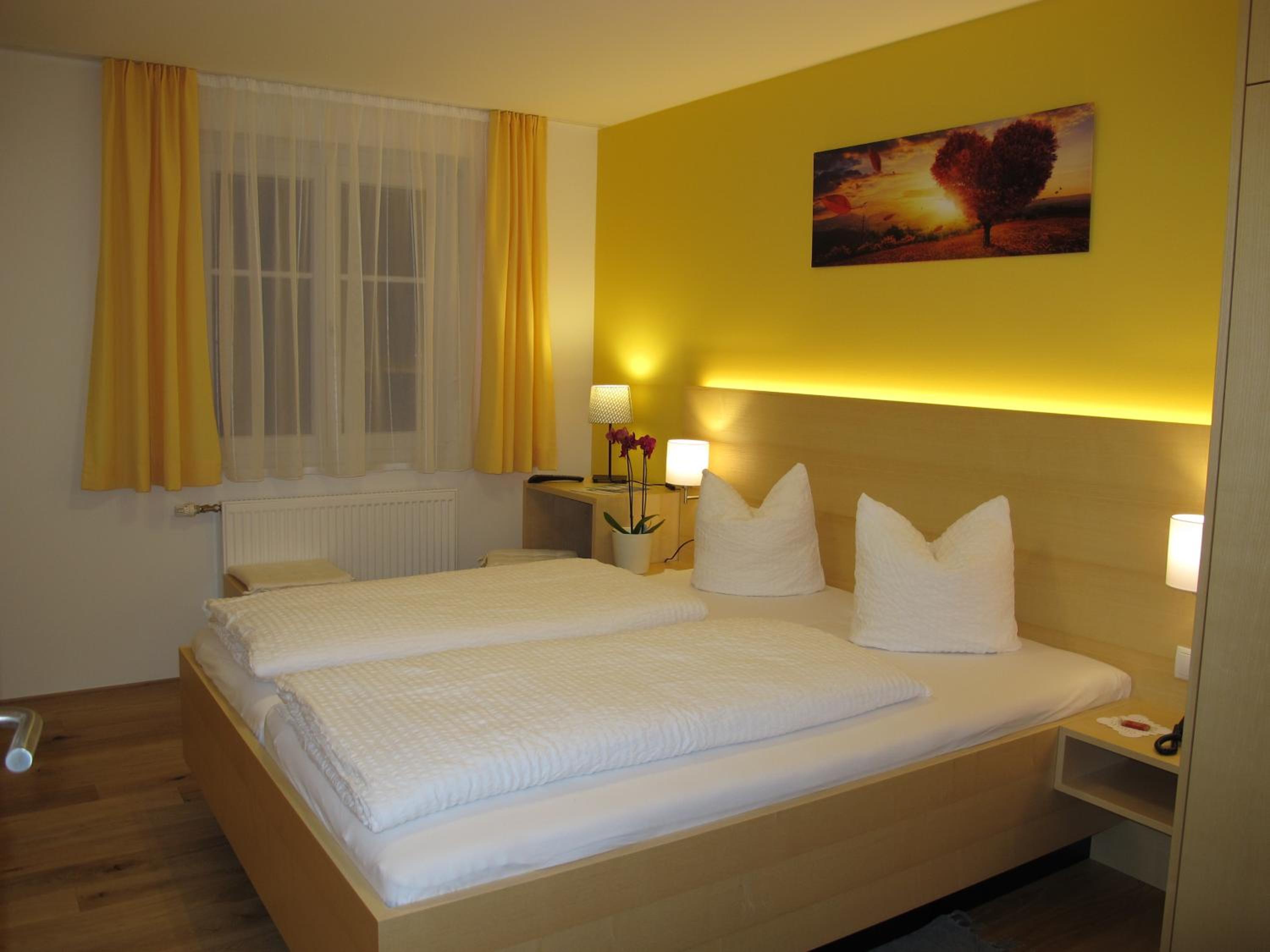 Small Double Room photo 3