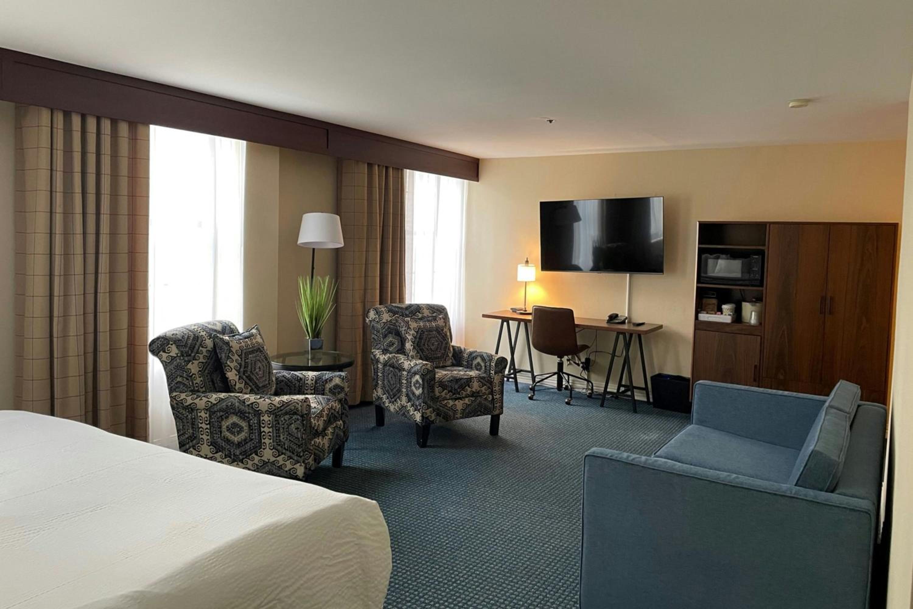1 Bedroom Suite, 1 King