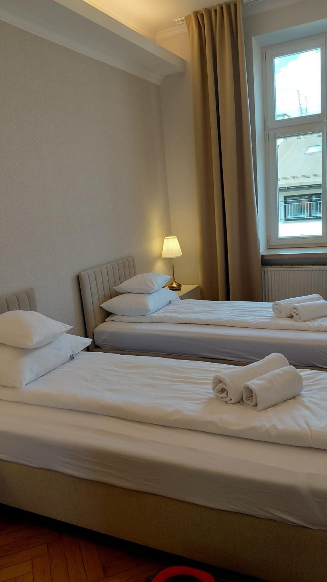 Three-Bedroom Premium Apartment with Balcony photo 2