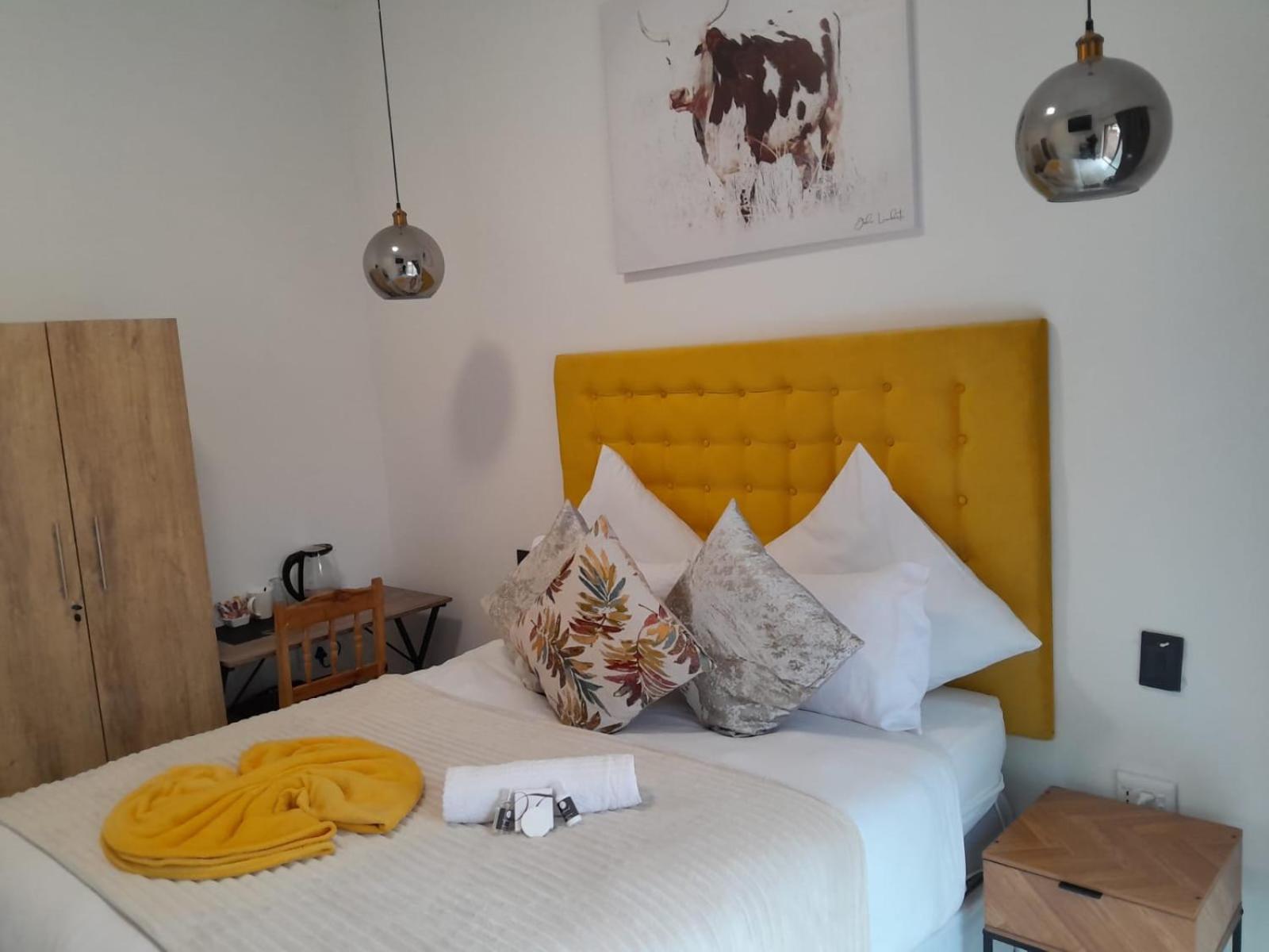 Budget Double Room photo 2