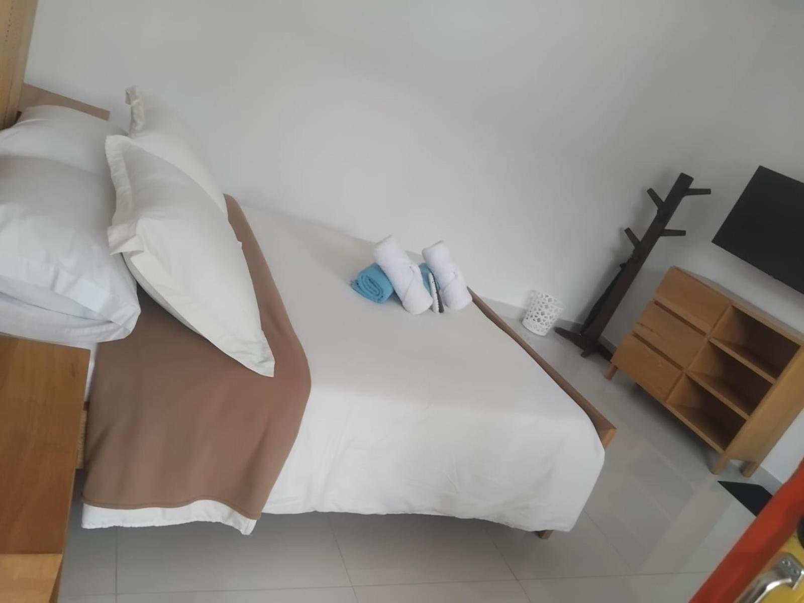 Standard Twin Room photo 3