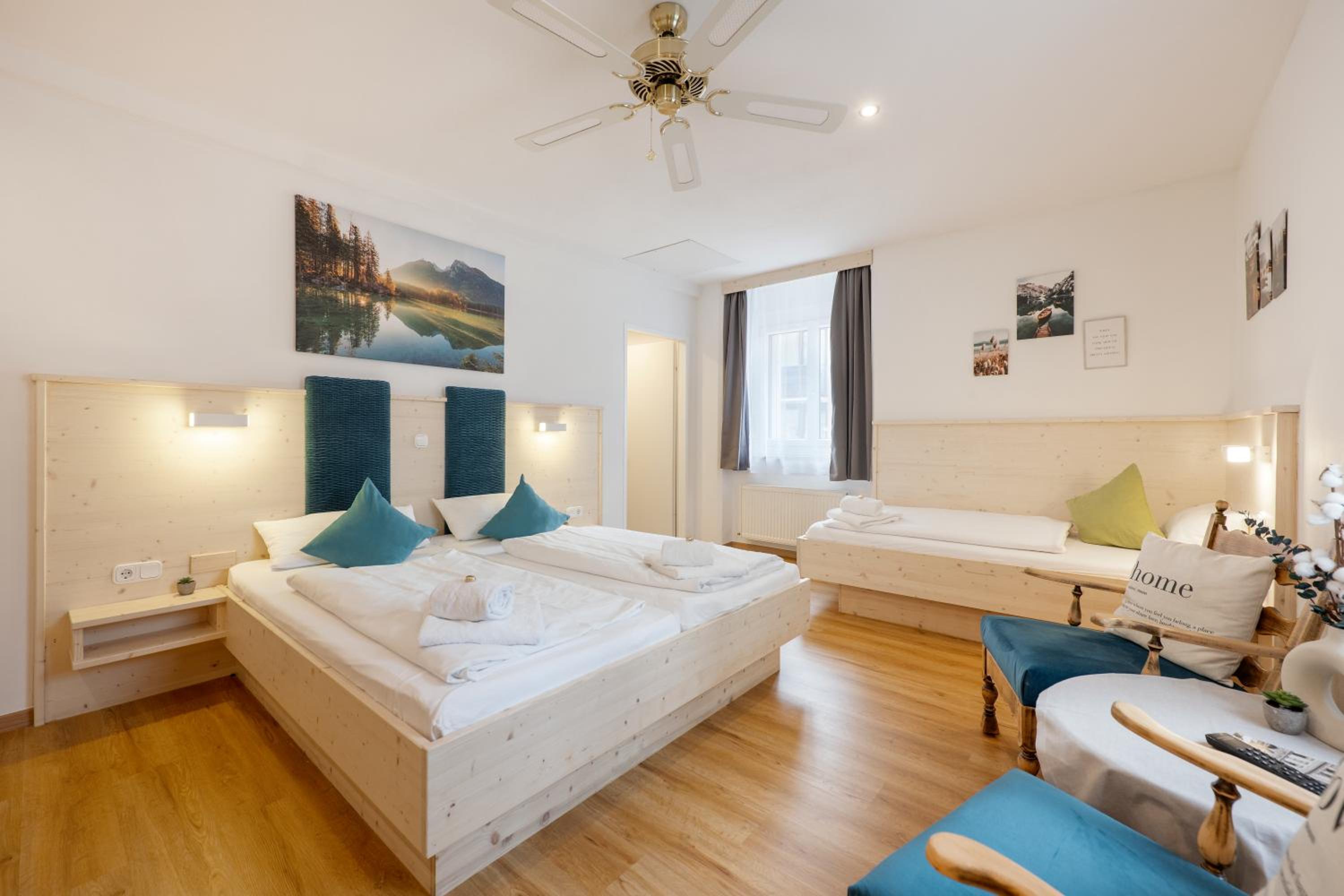 Quadruple Room - Photo 1