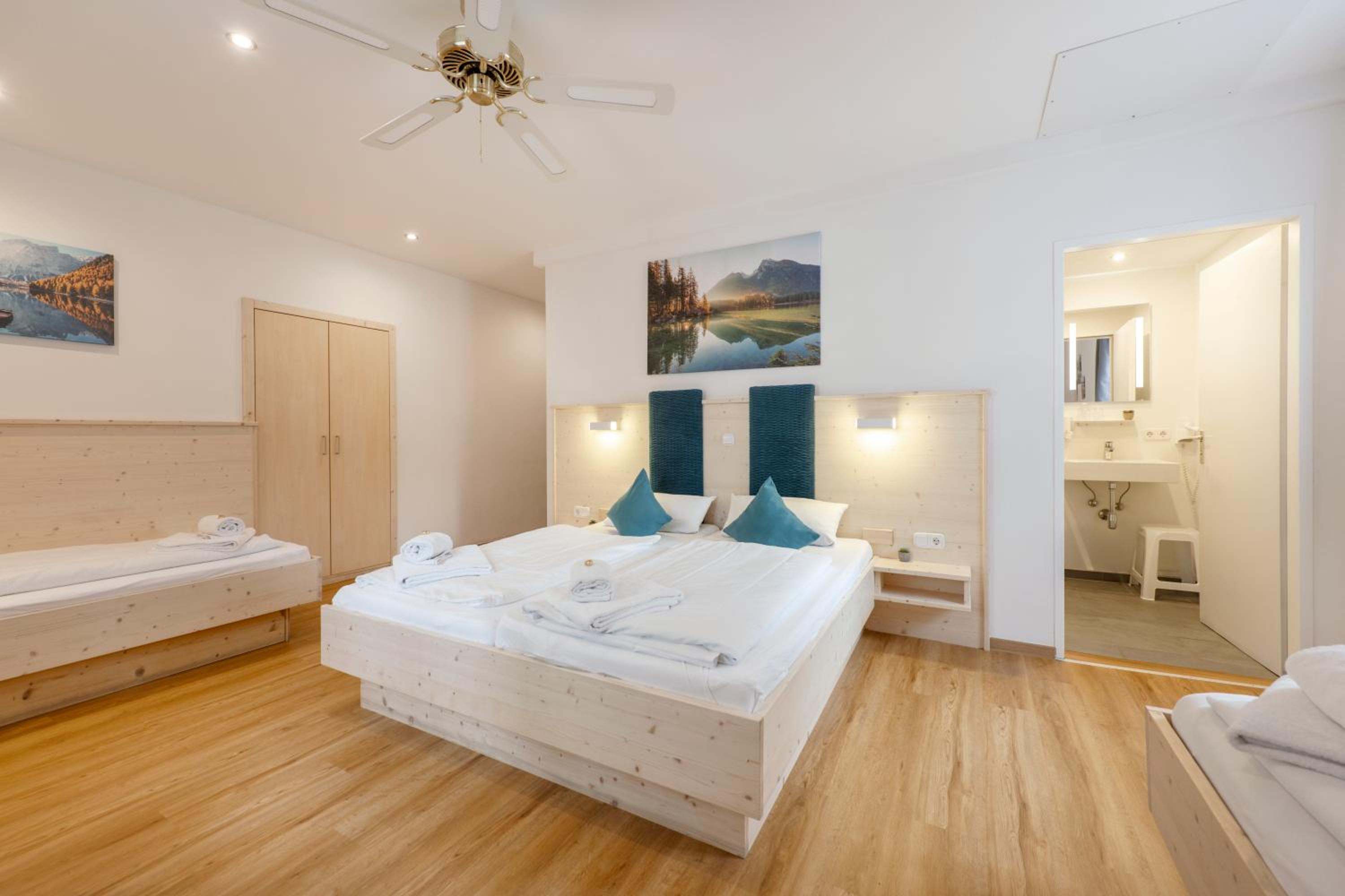 Quadruple Room - Photo 2