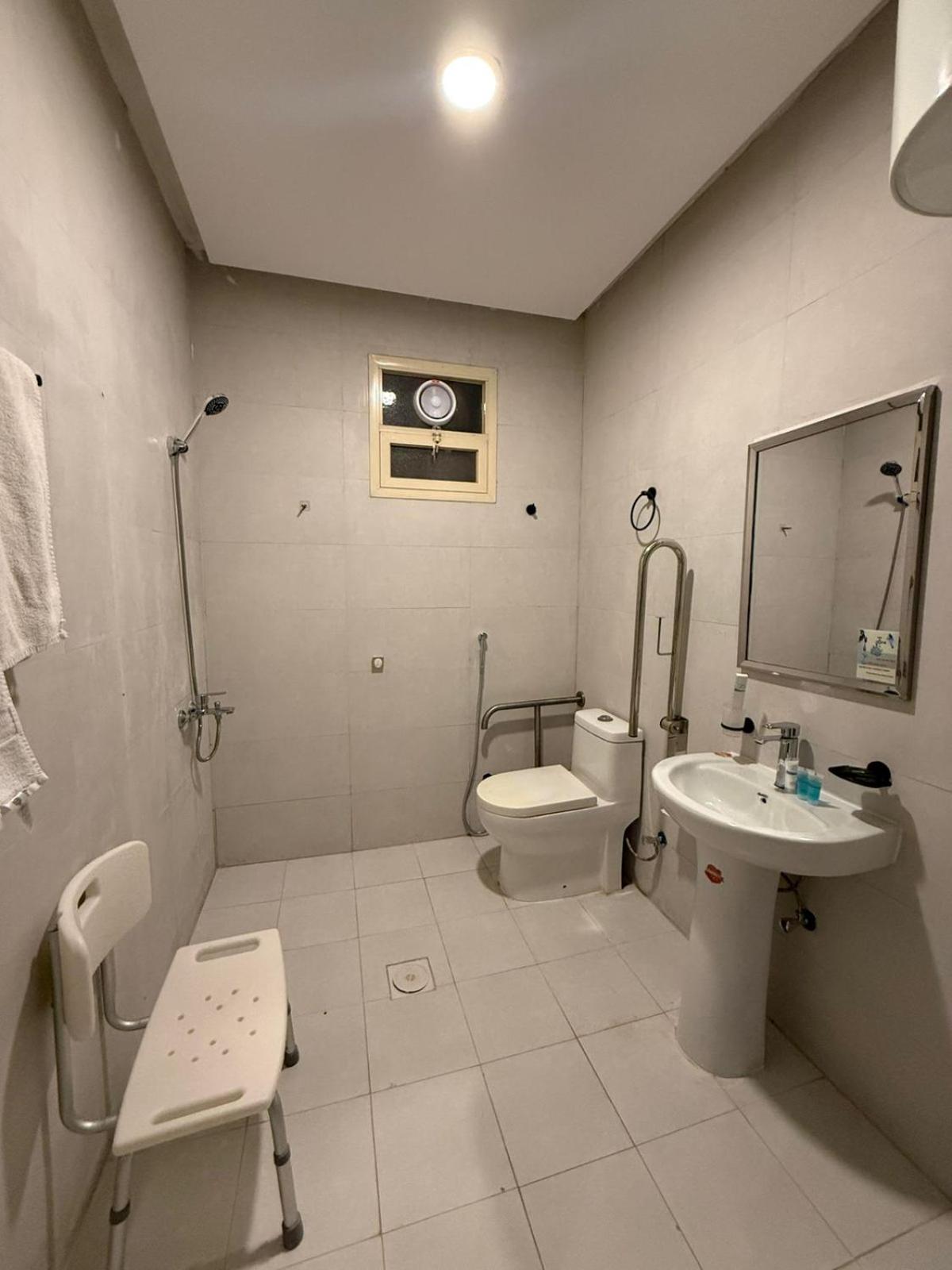 Single Room - Disability Access