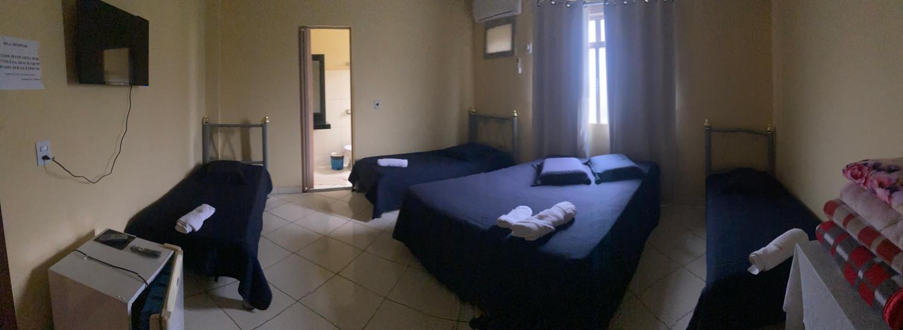 Economy Quadruple Room - Photo 1