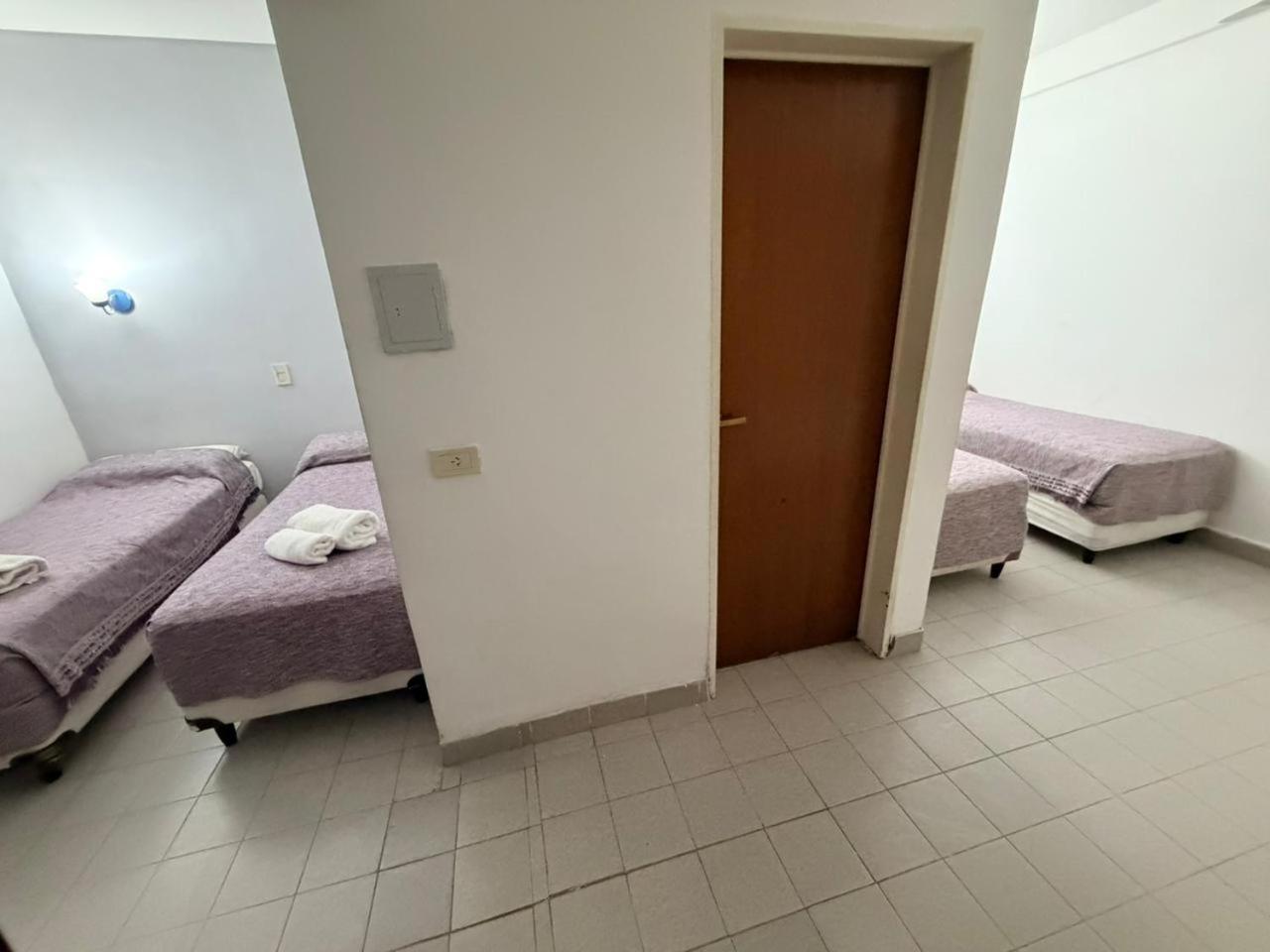 Quadruple Room with Private Bathroom photo 1
