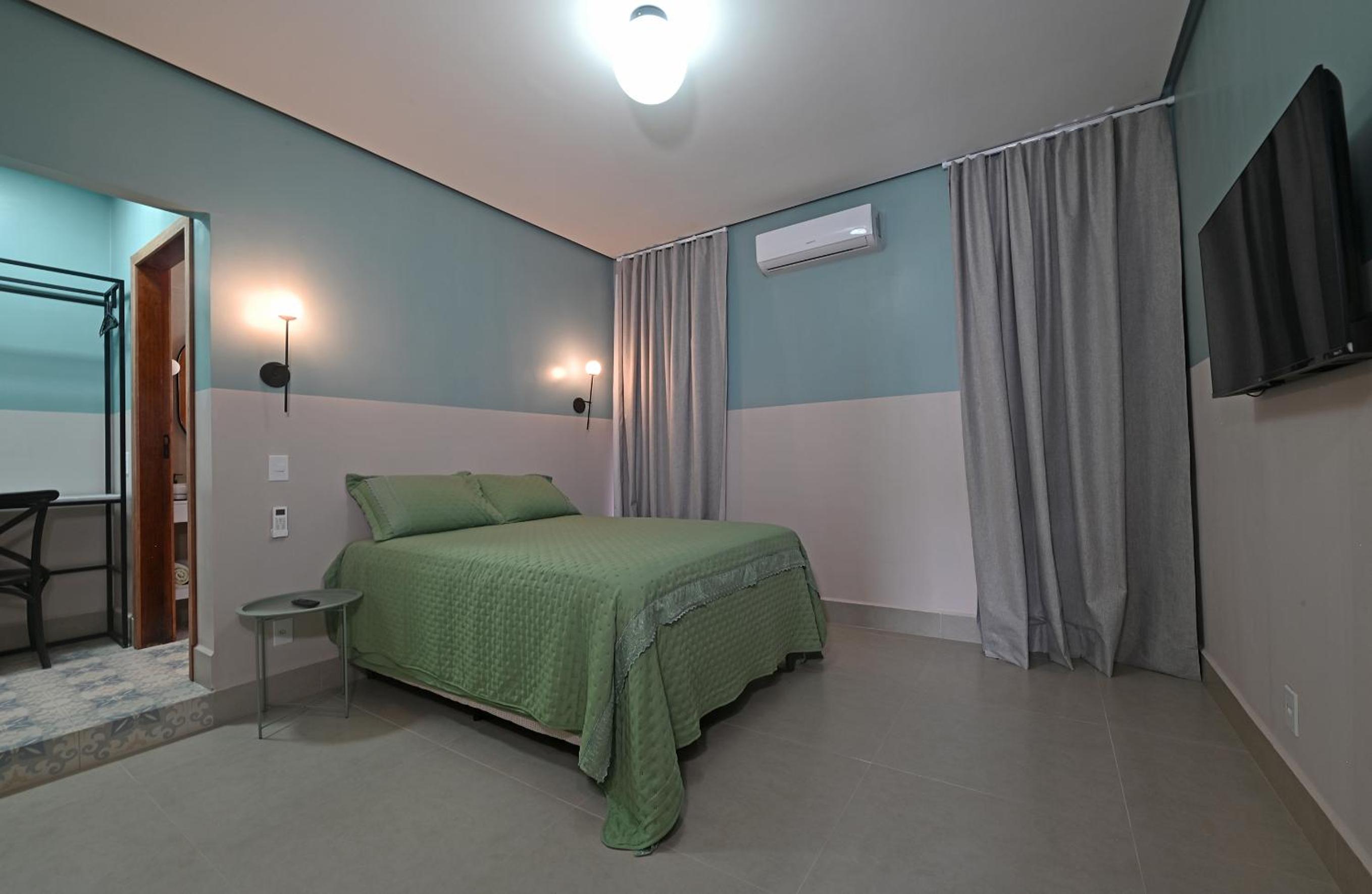 Suite photo 1