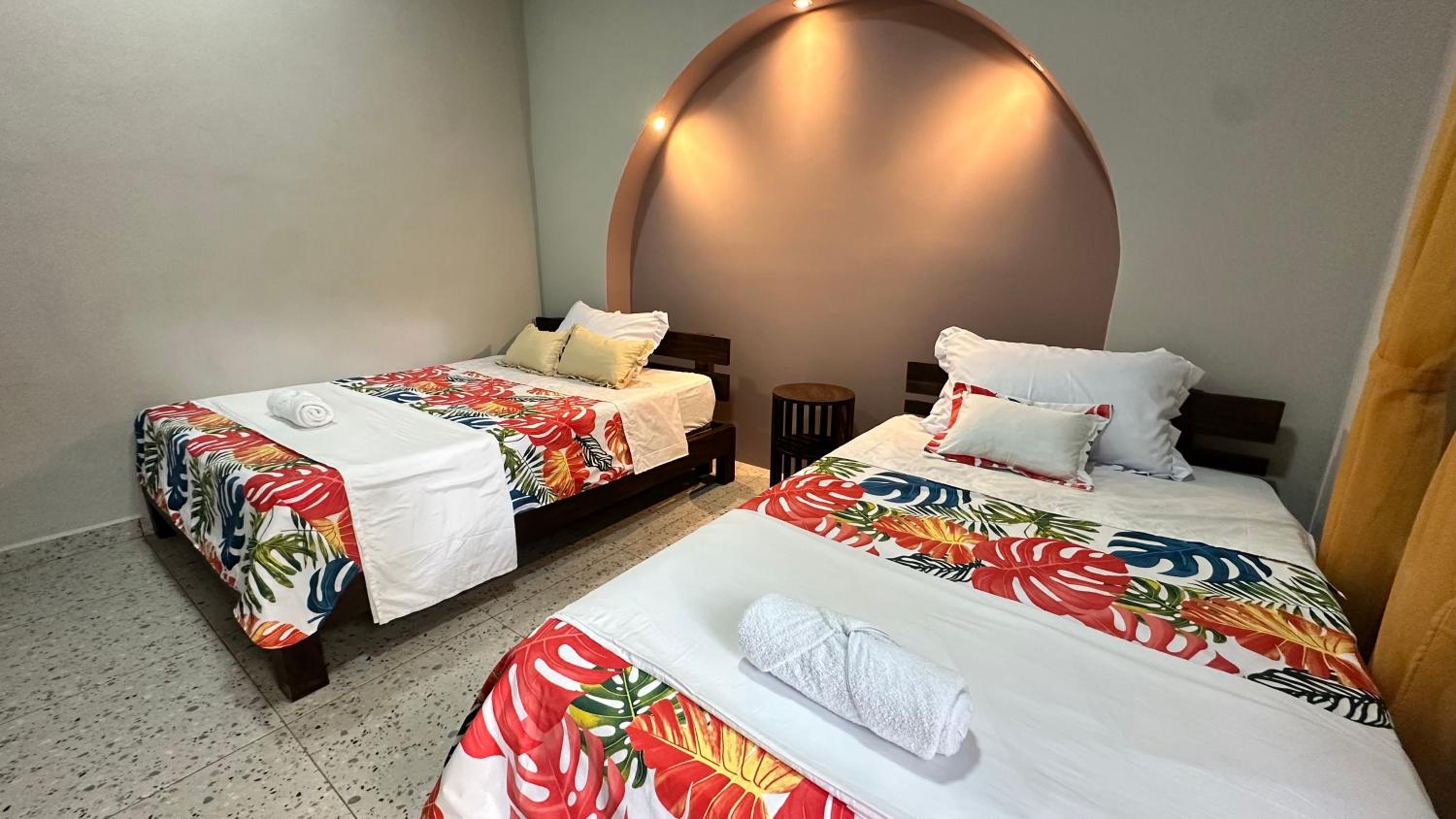 Basic Triple Room with Shared Bathroom photo 1