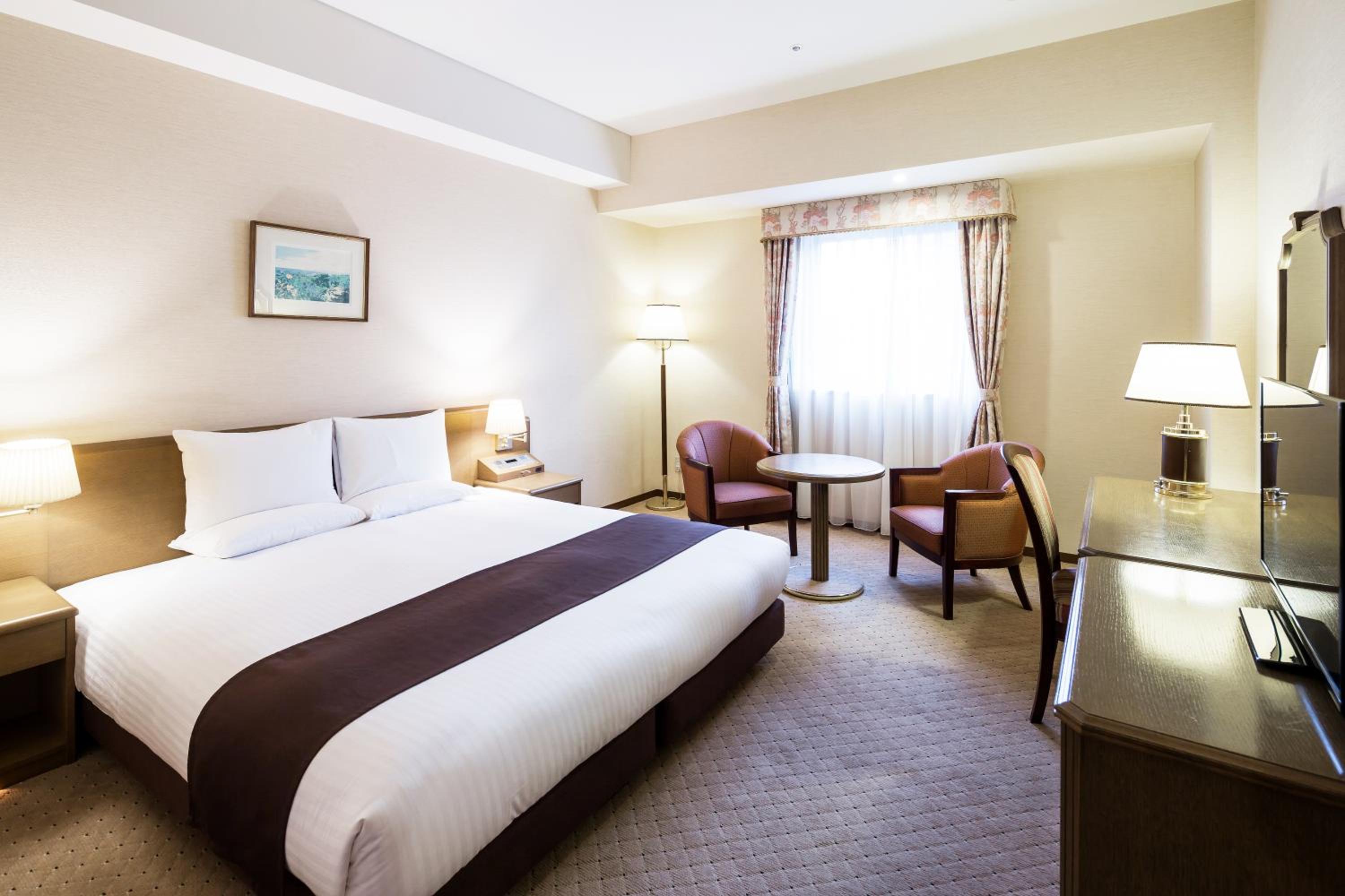 Superior King Room - Non-Smoking - Photo 1