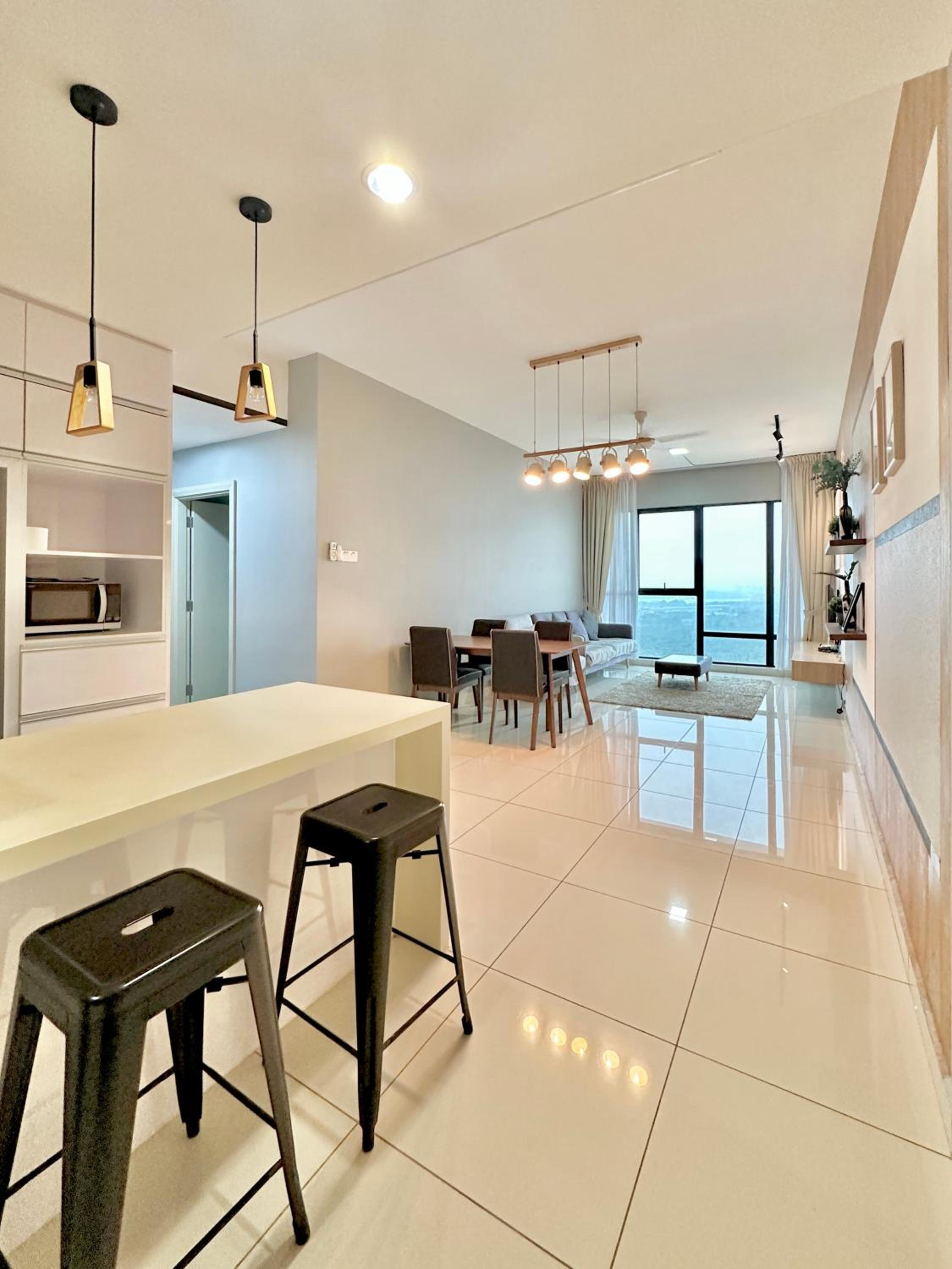 Two-Bedroom Apartment with City View photo 2