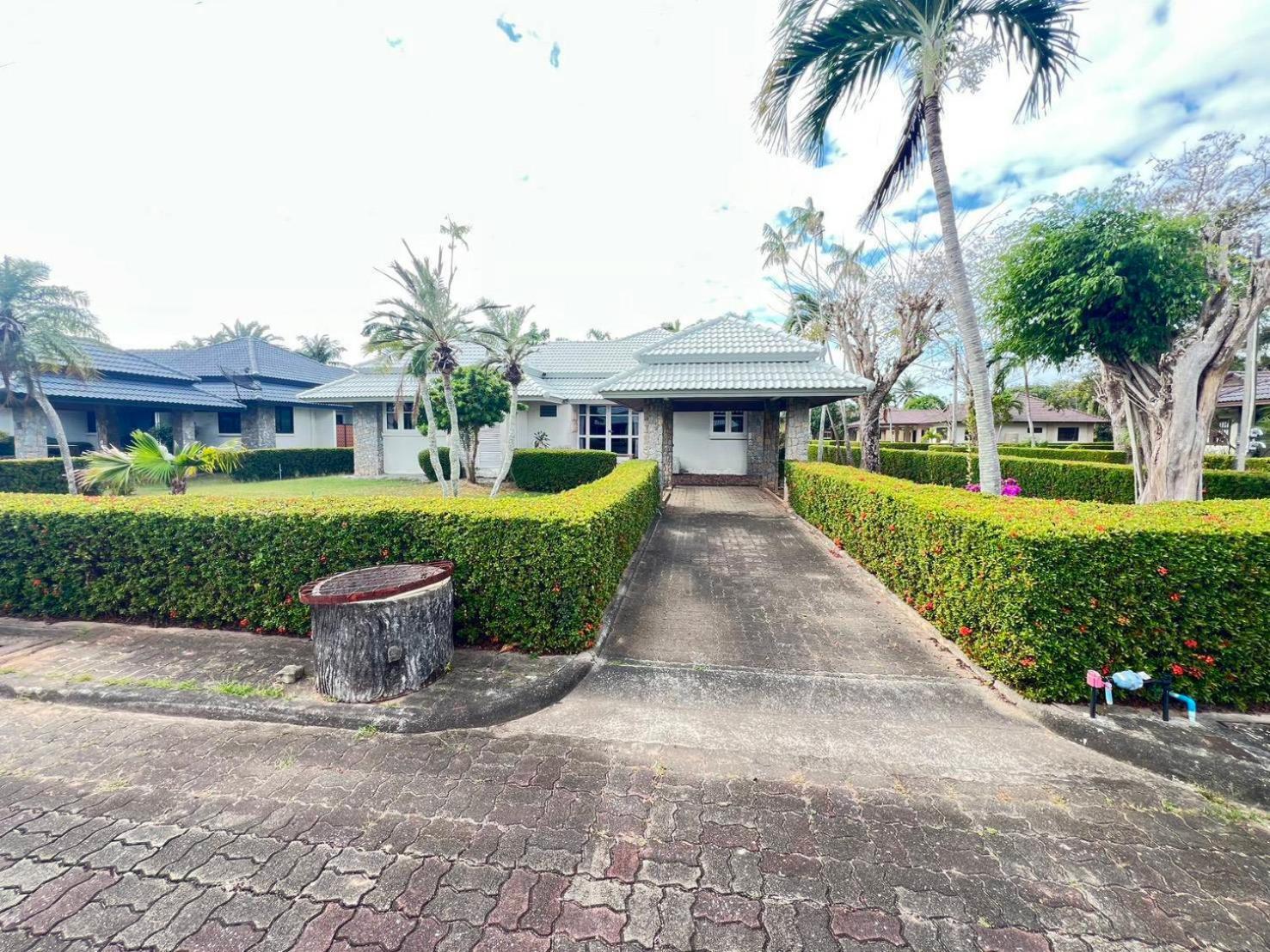 Three-Bedroom Vacation Home photo 1