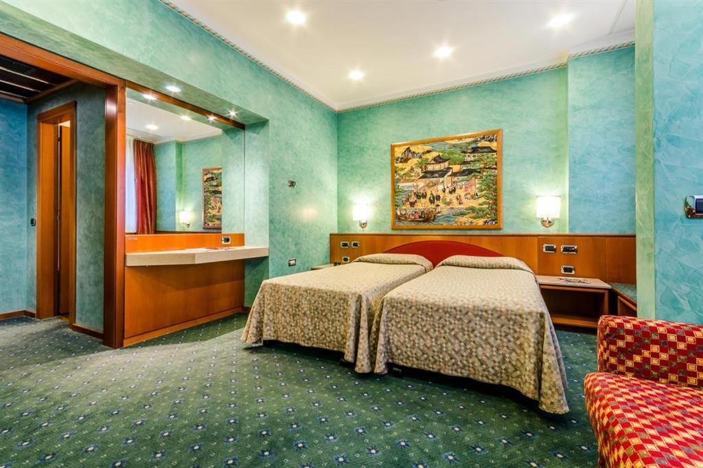 Twin Room with Extra Bed