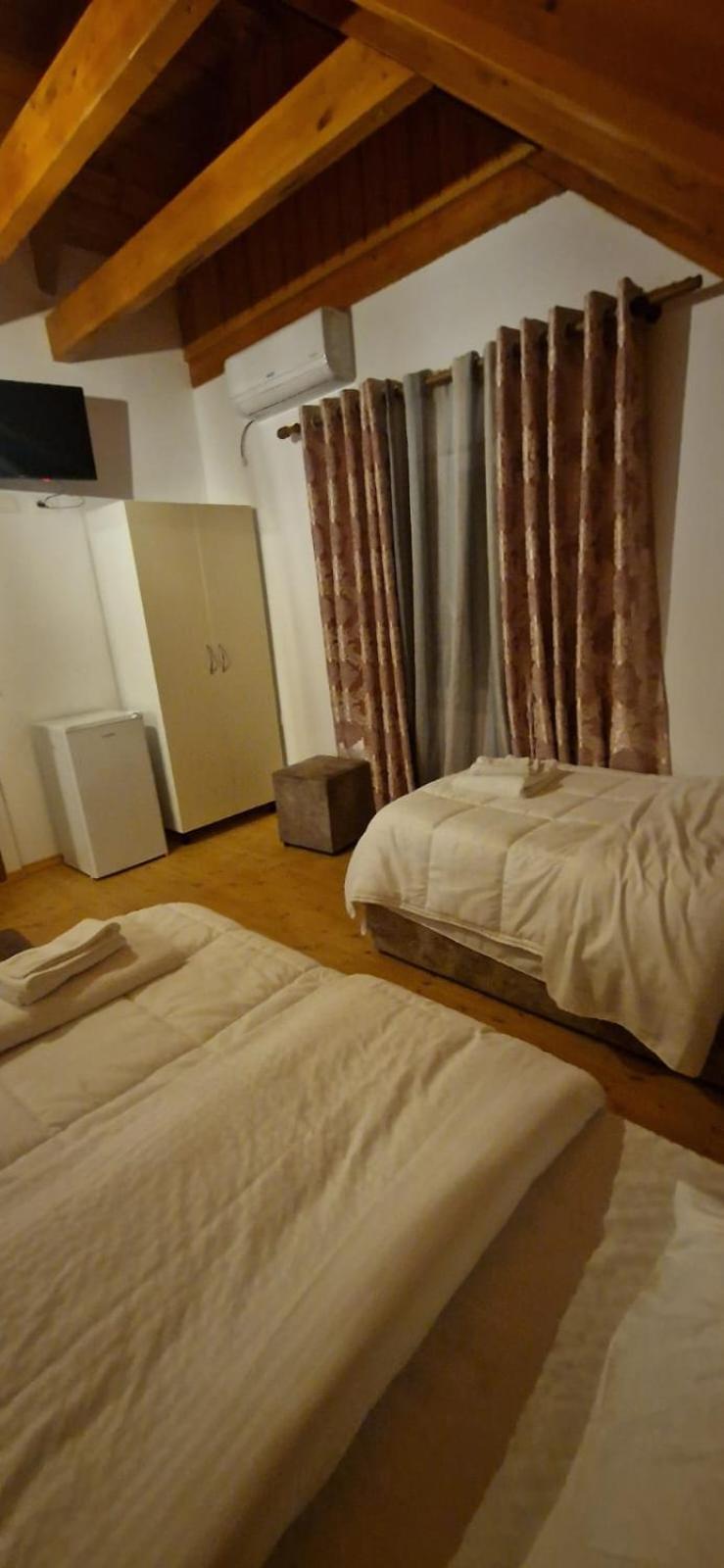 Deluxe Double Room photo 3
