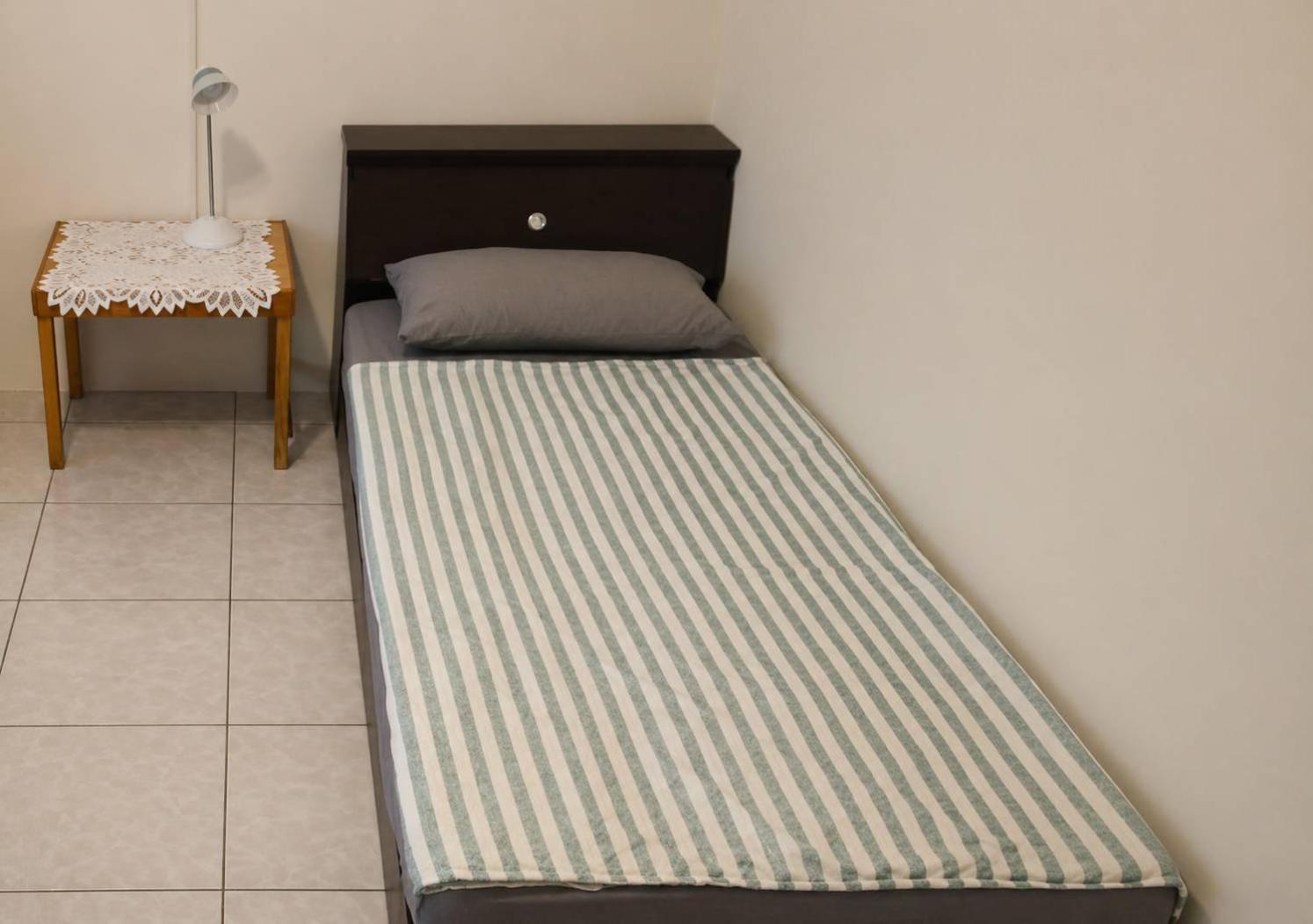 Single Room with Shared Bathroom