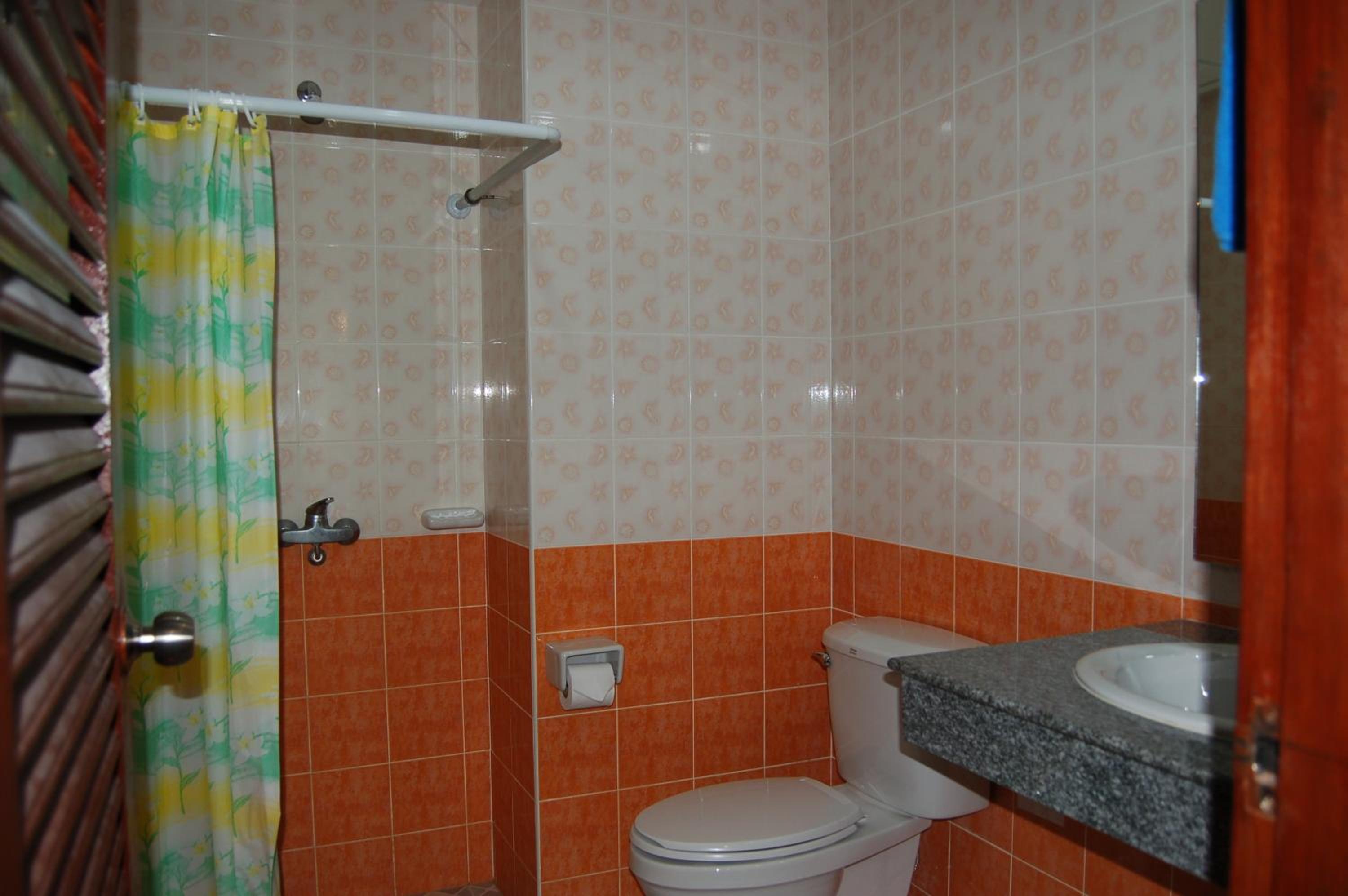 Standard Double or Twin Room photo 3