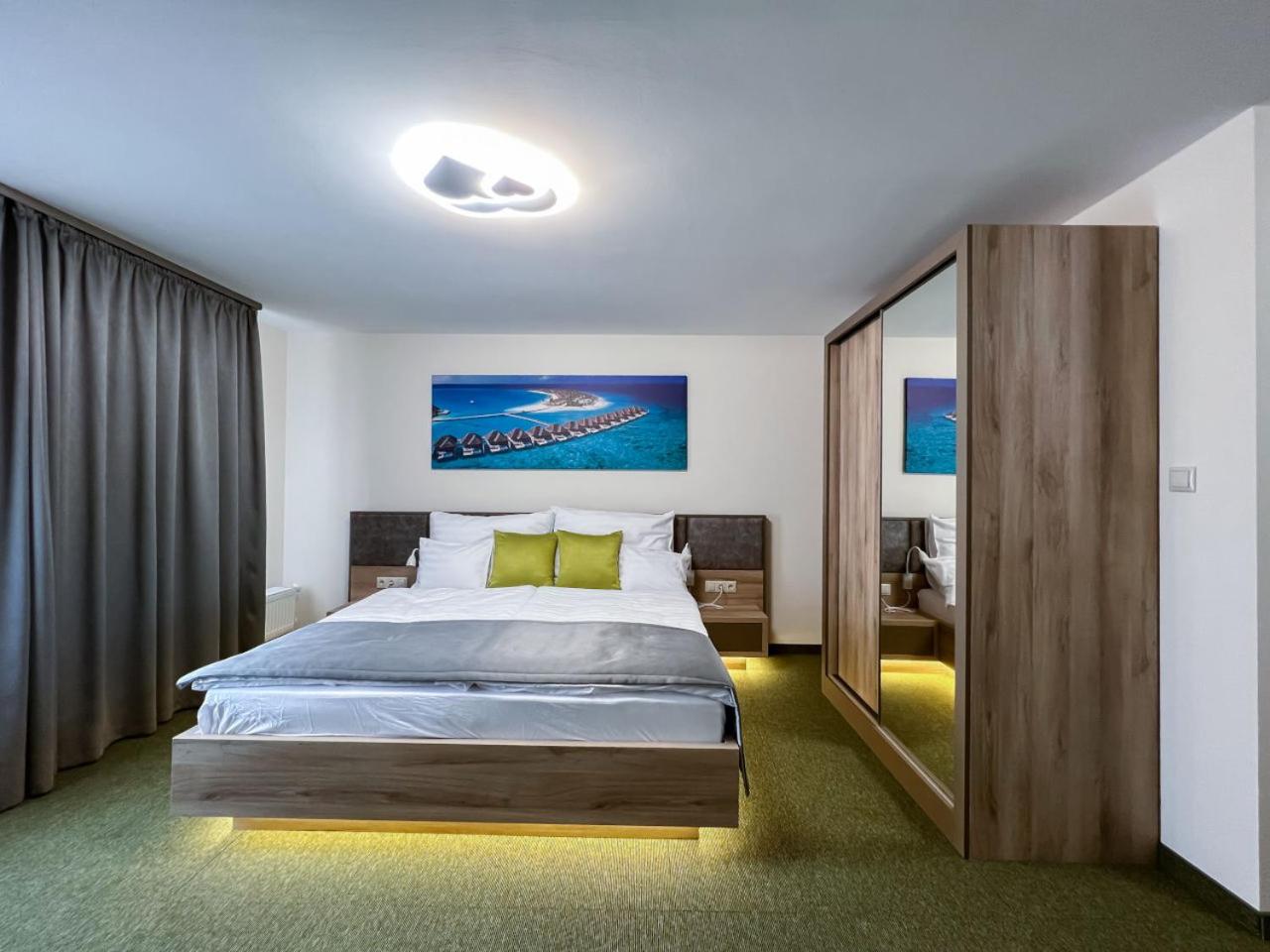 Superior Queen Room photo 2