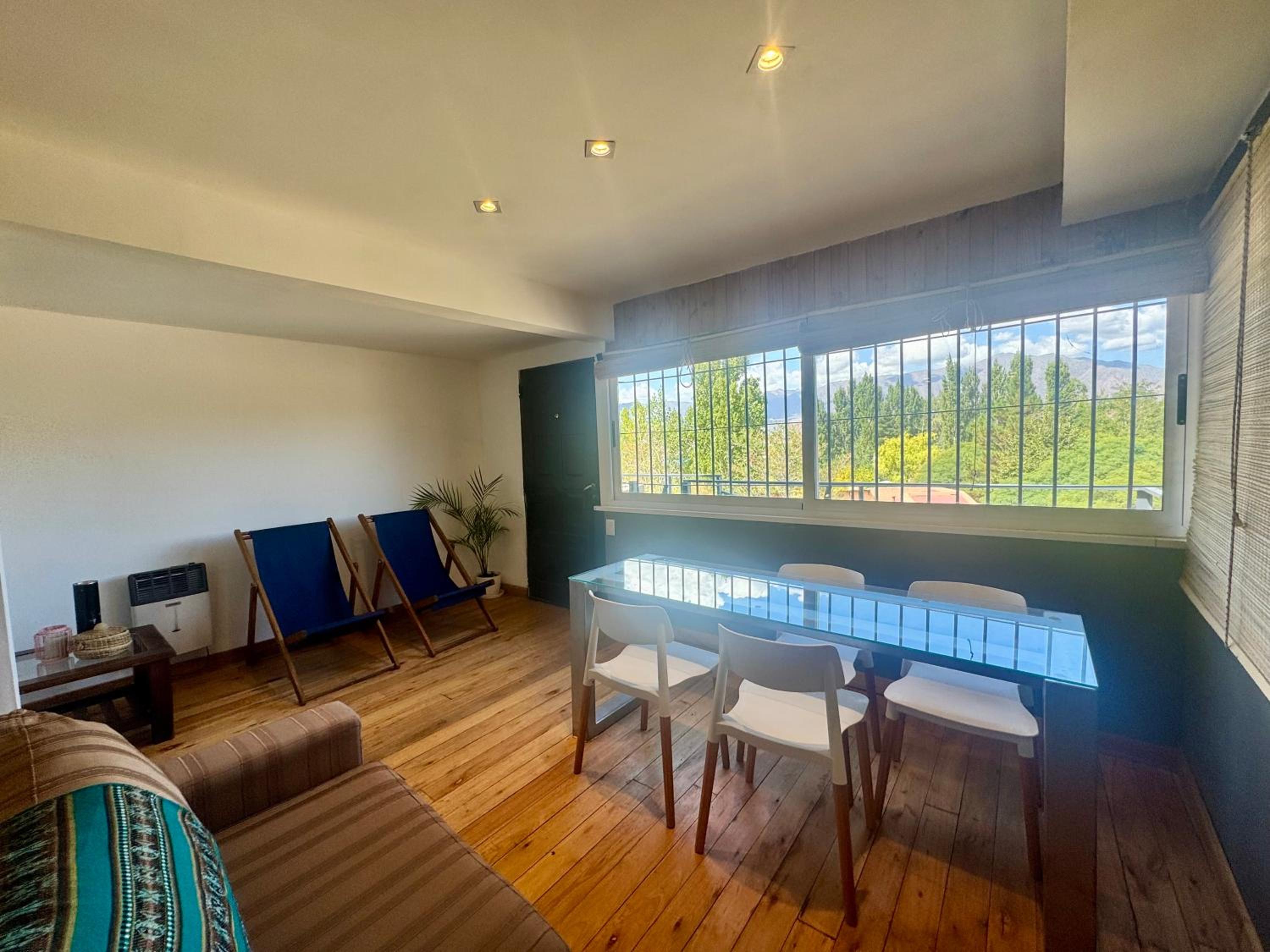 Bungalow photo 1