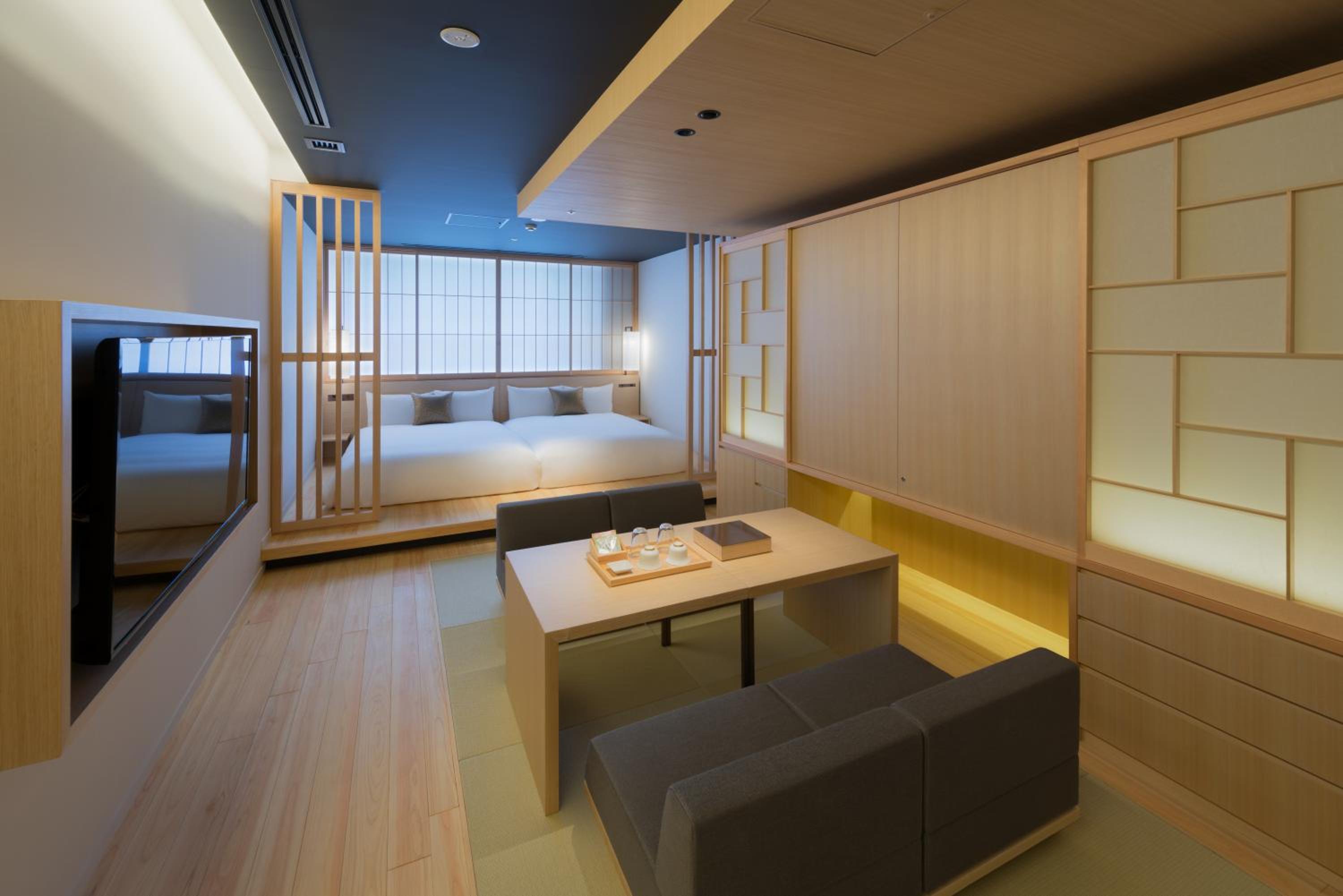 Deluxe Twin Room with Tatami Area Main-Building