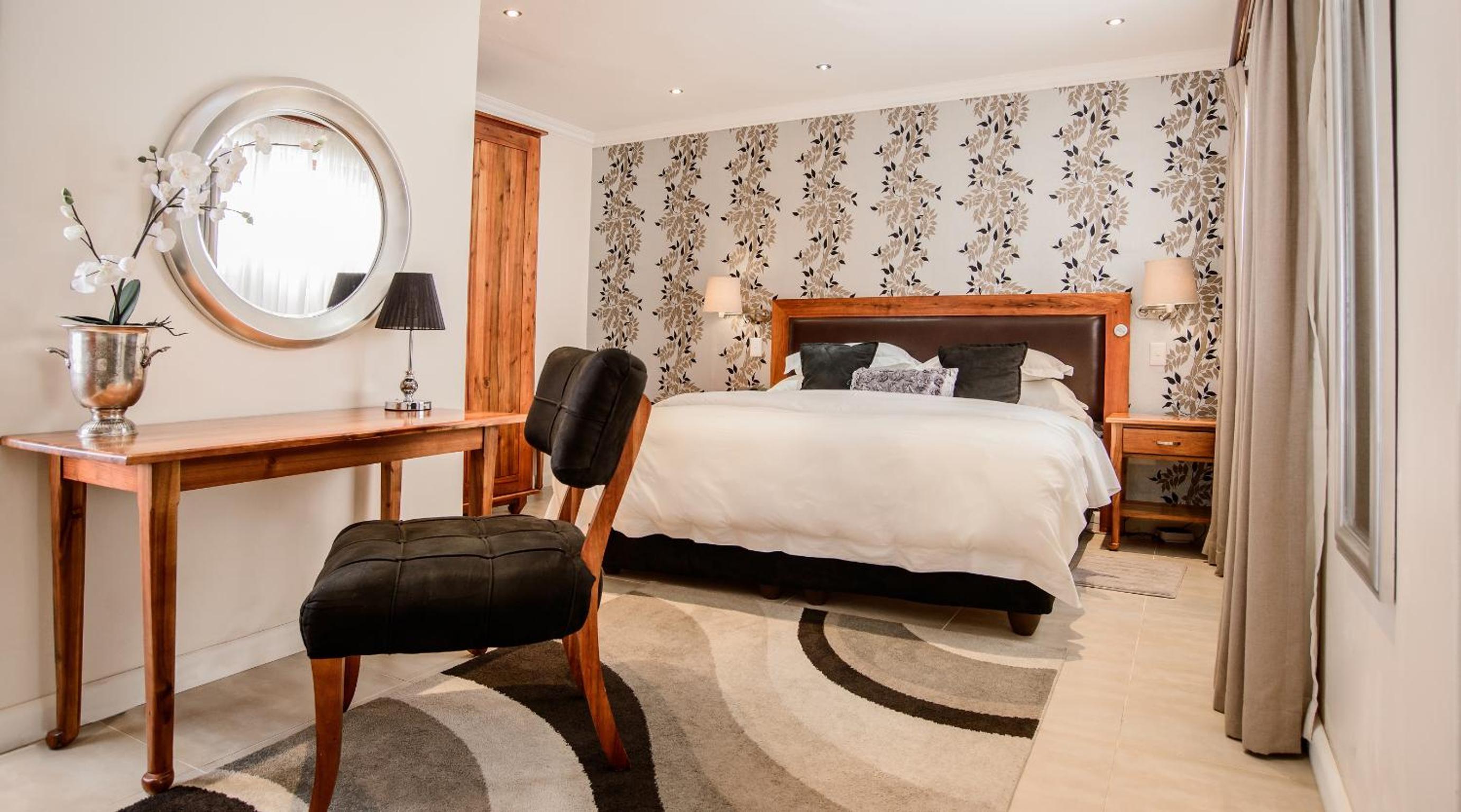 Superior Suite	 - Photo 1