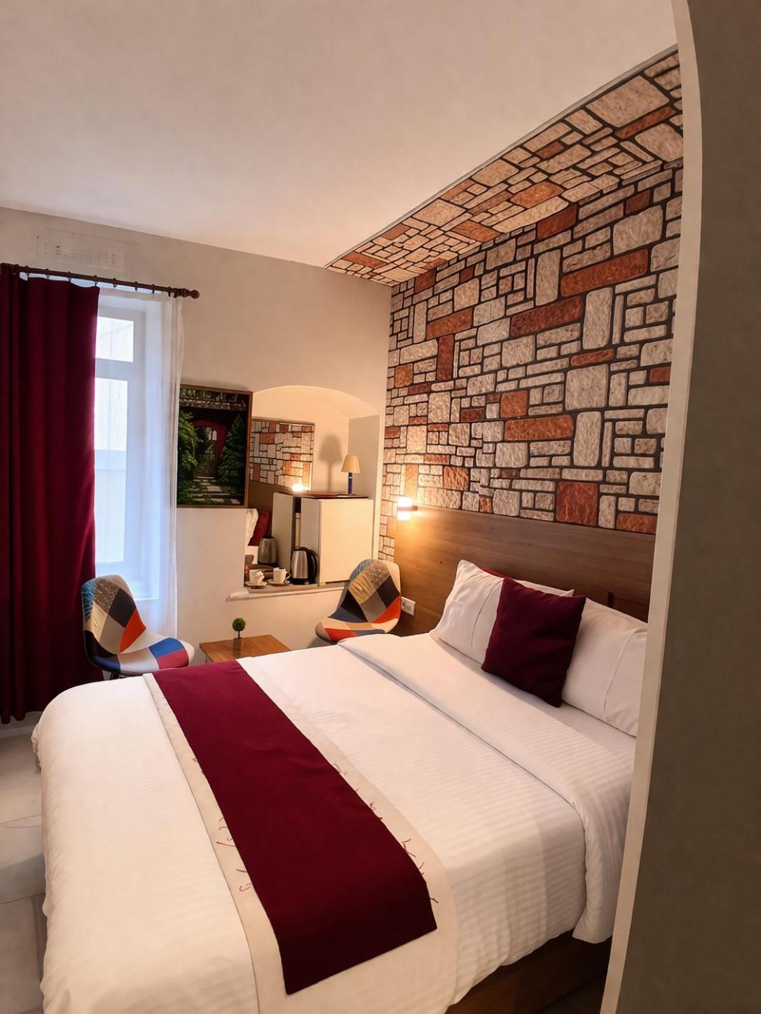 Budget Double Room photo 1