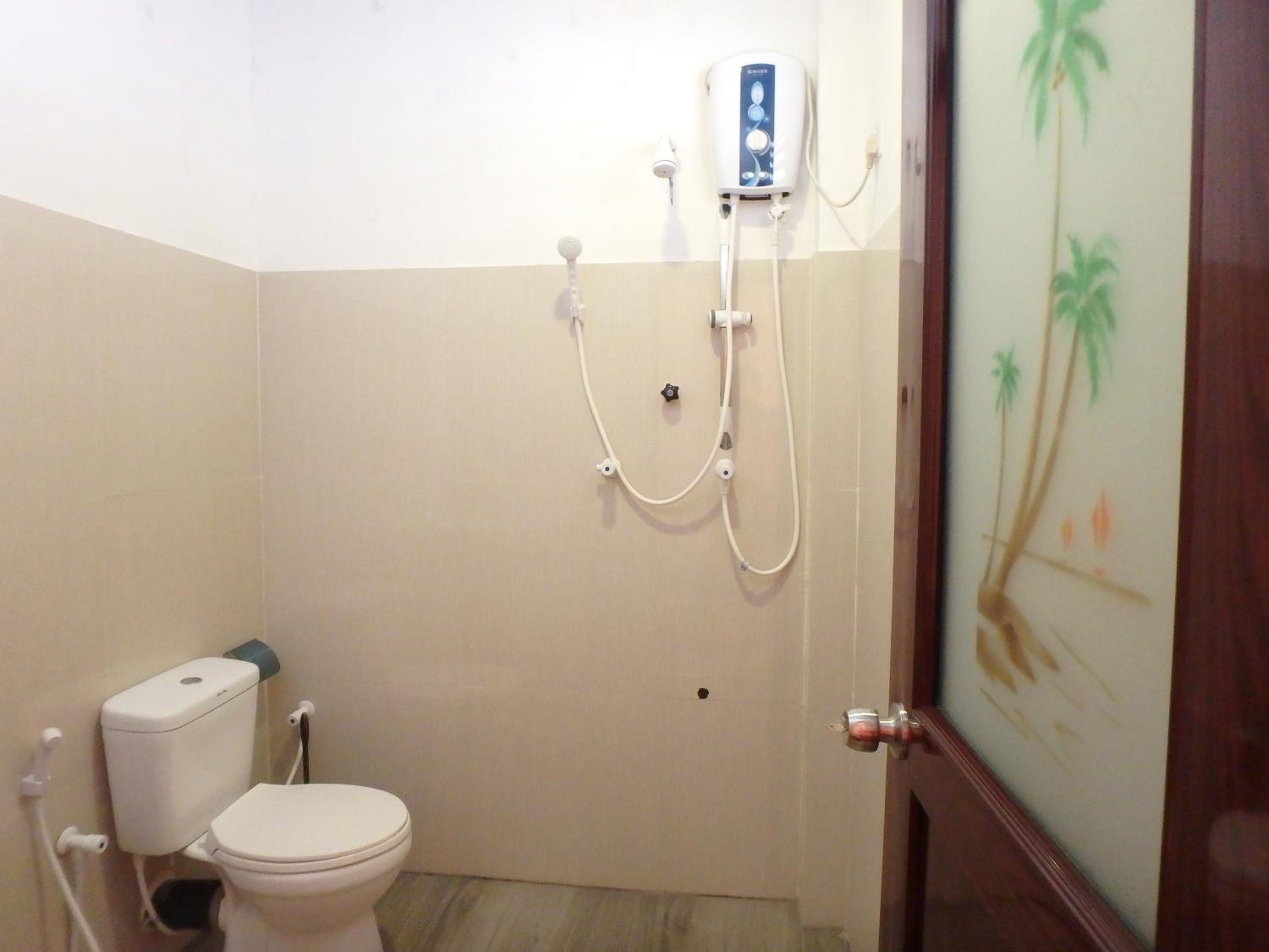 Standard Triple Room photo 2