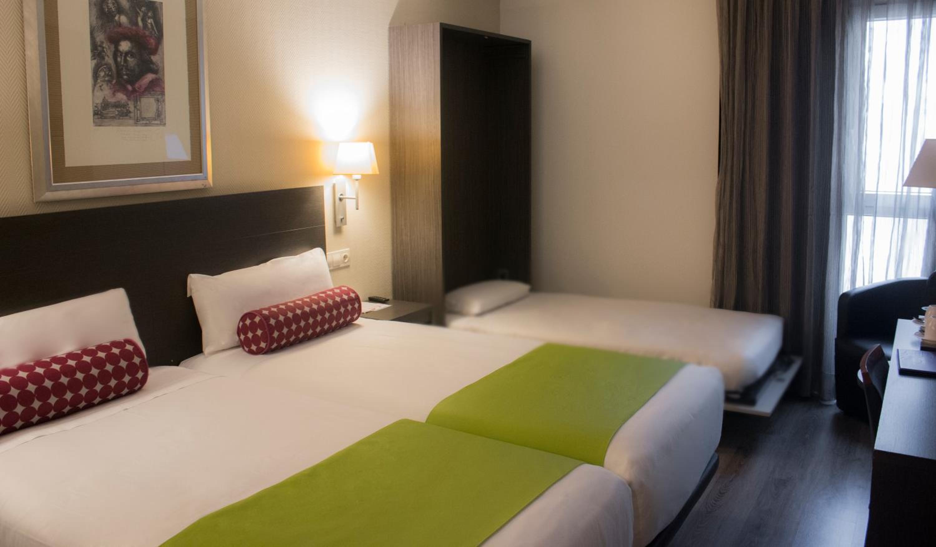 Superior Double or Twin Room - Photo 3
