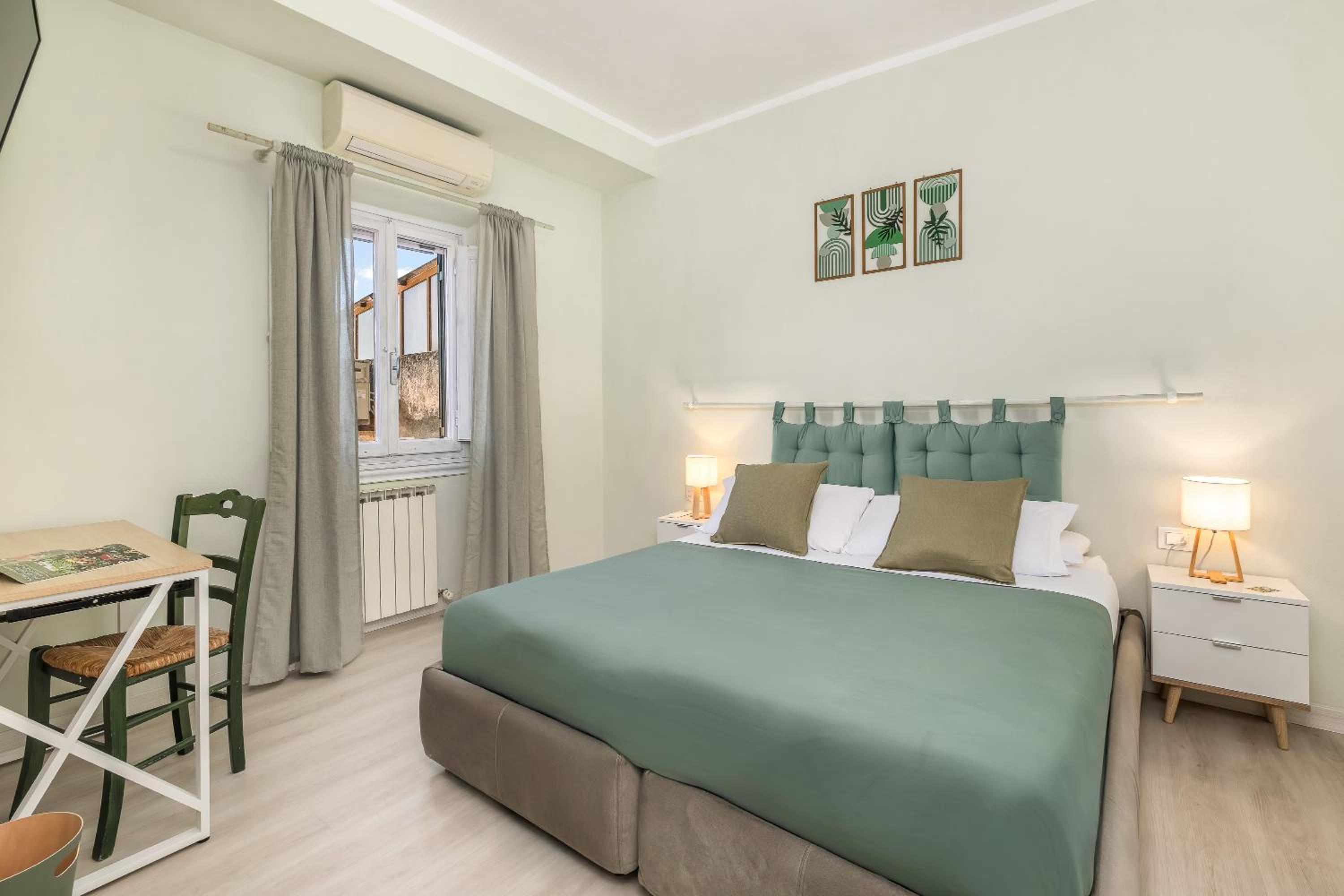 Deluxe Double or Twin Room photo 1