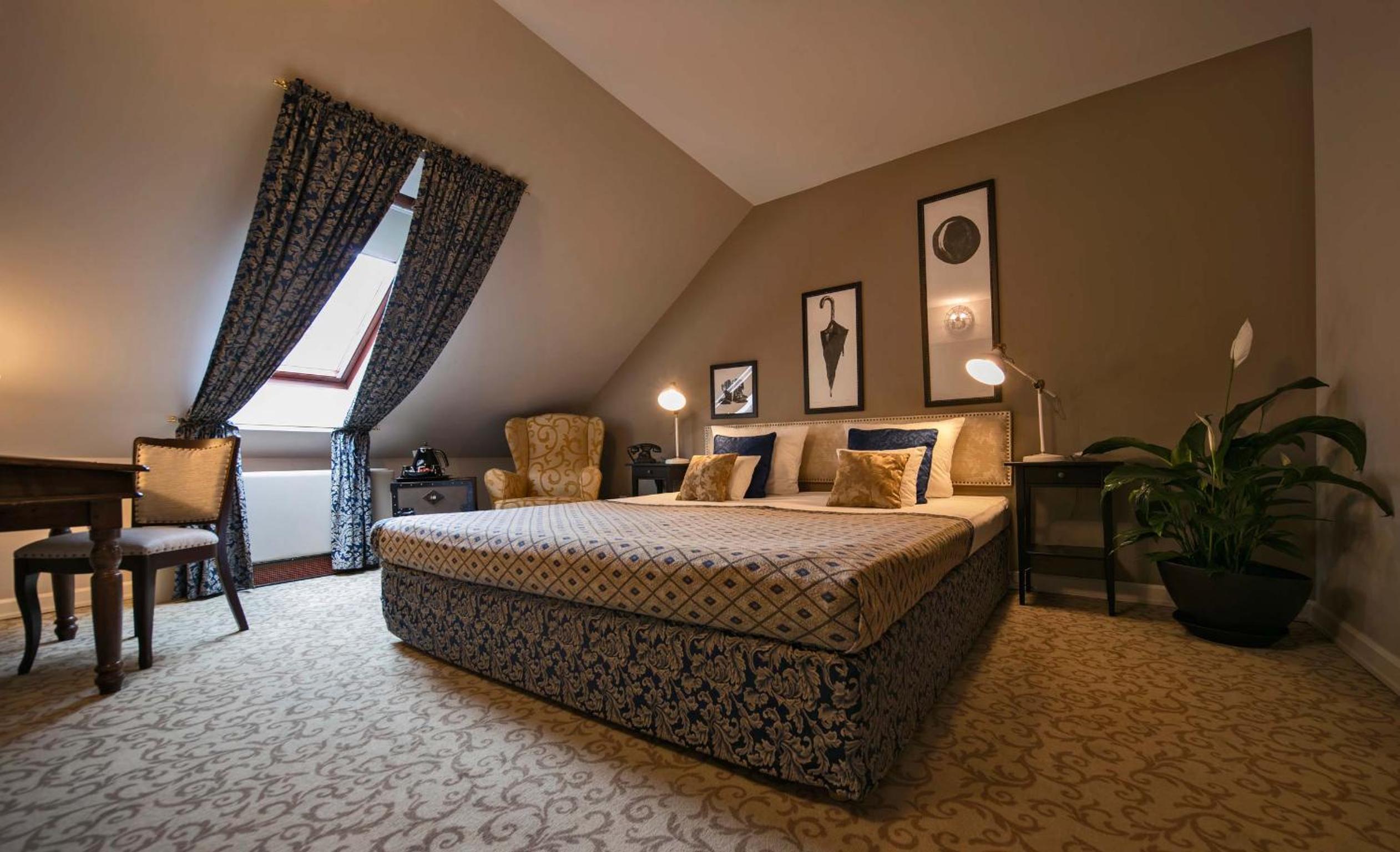 Suite - Photo 6