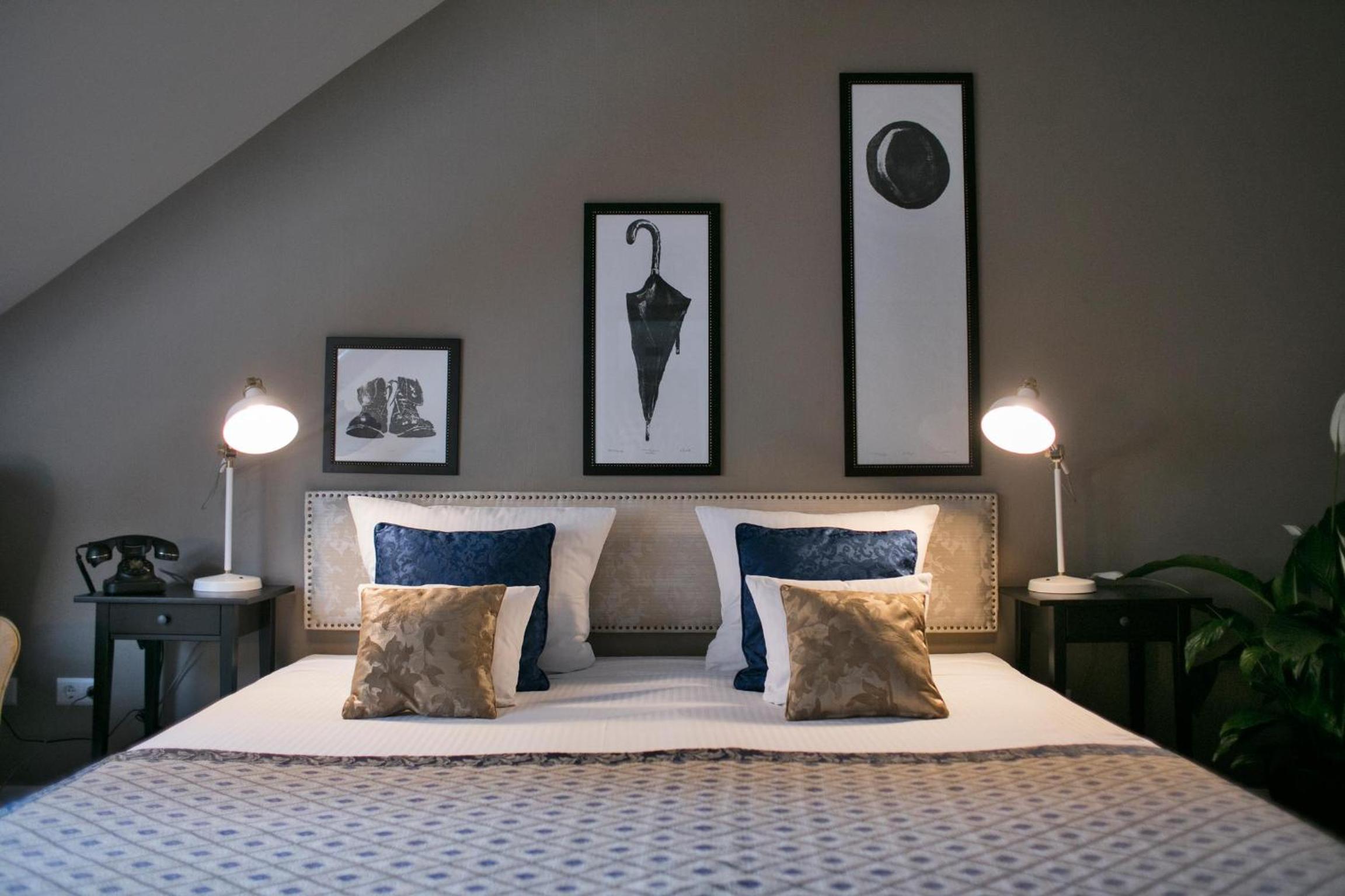 Suite - Photo 8