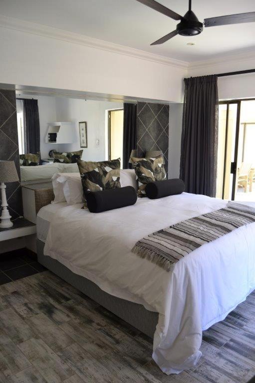 Deluxe Double or Twin Room - Photo 1