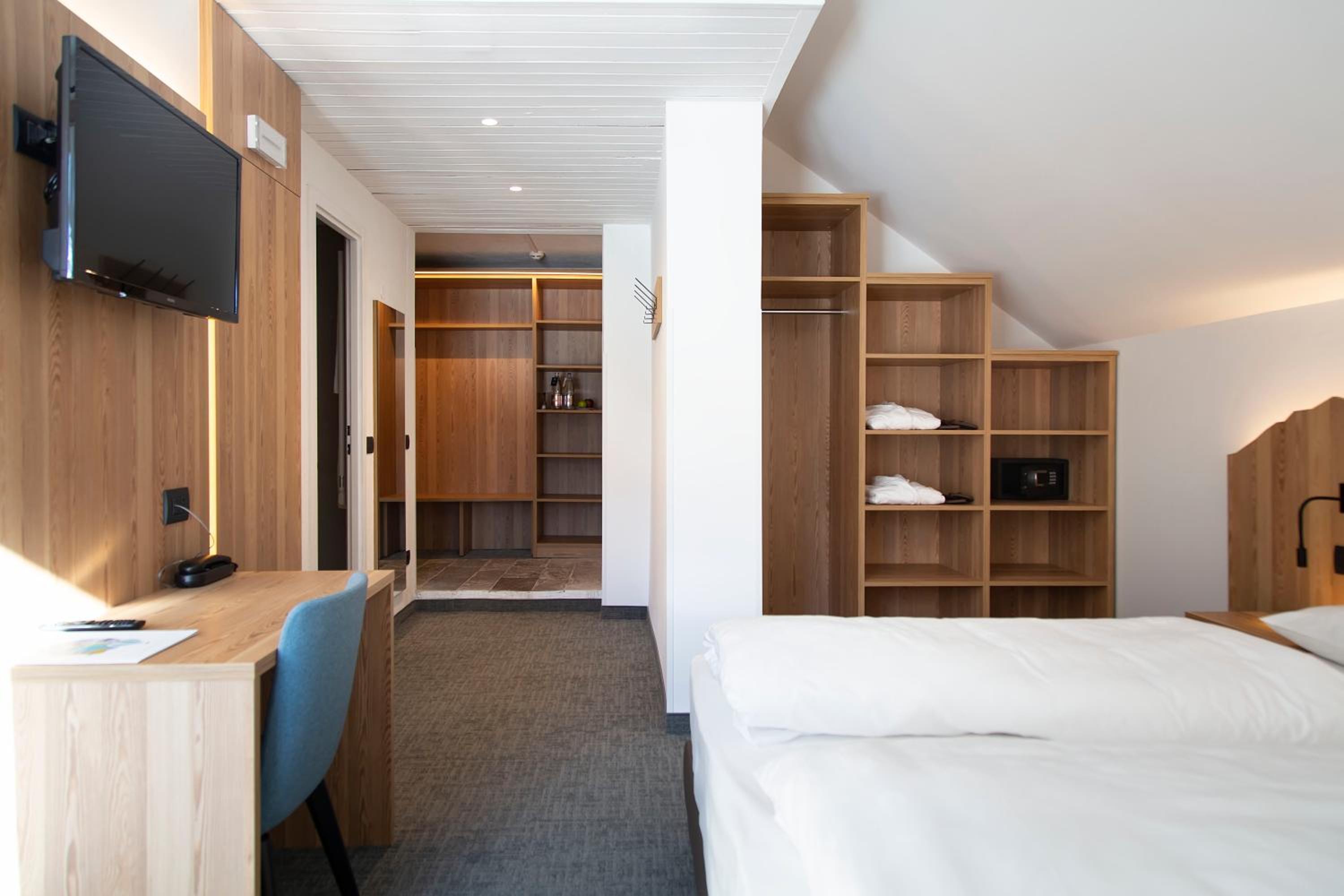 Superior Quadruple Room photo 3