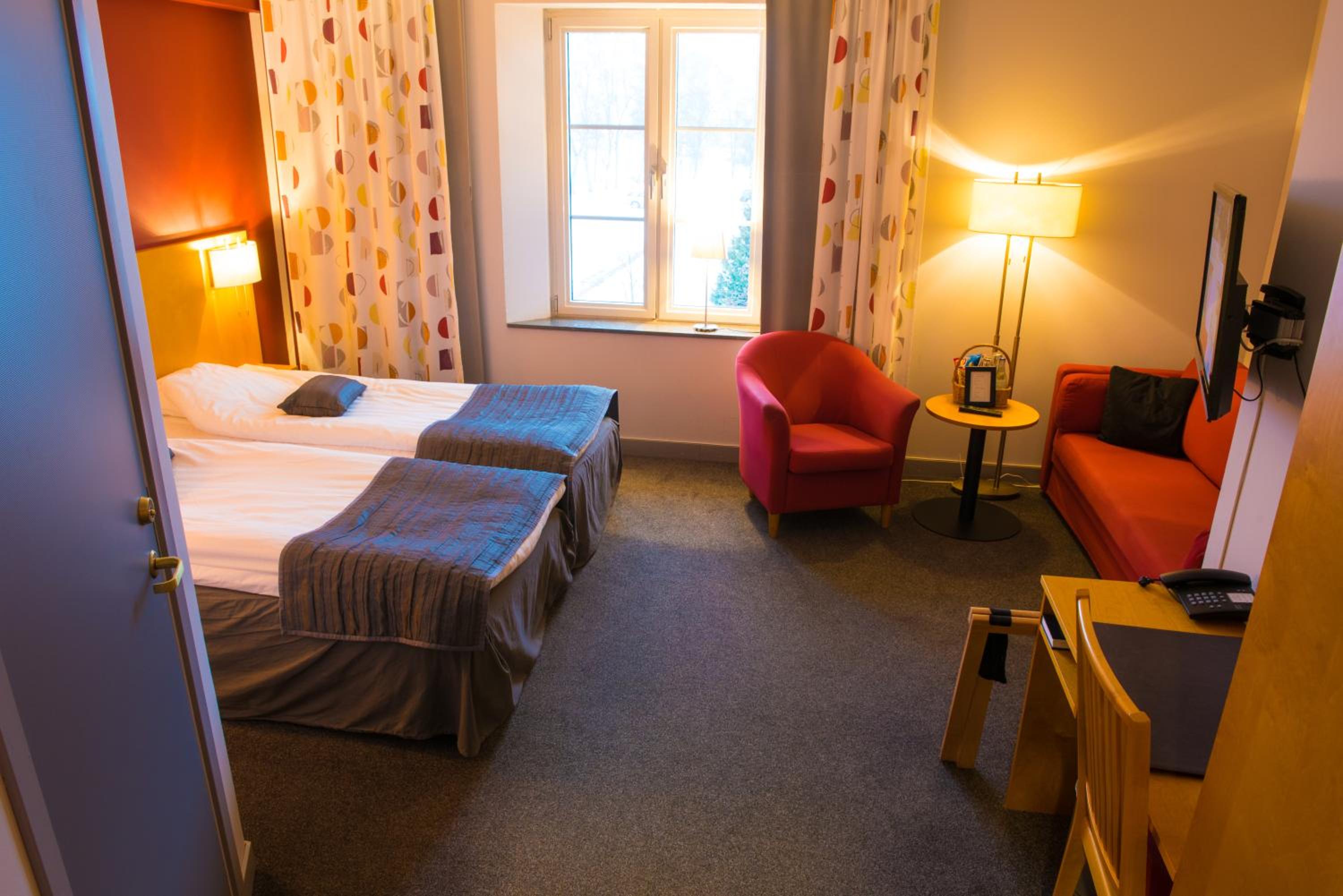 Double or Twin Room photo 2