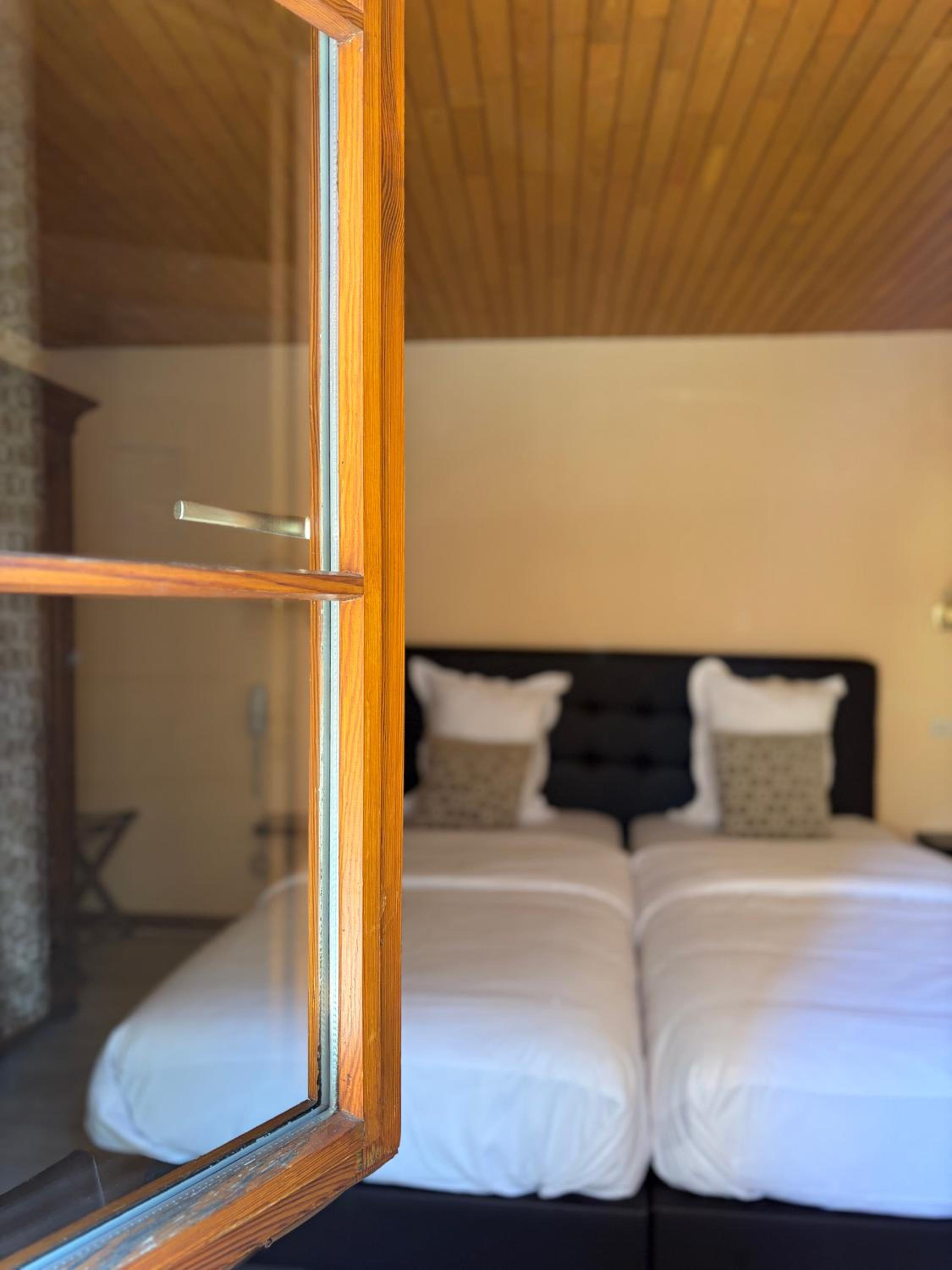 Superior Twin Room photo 2