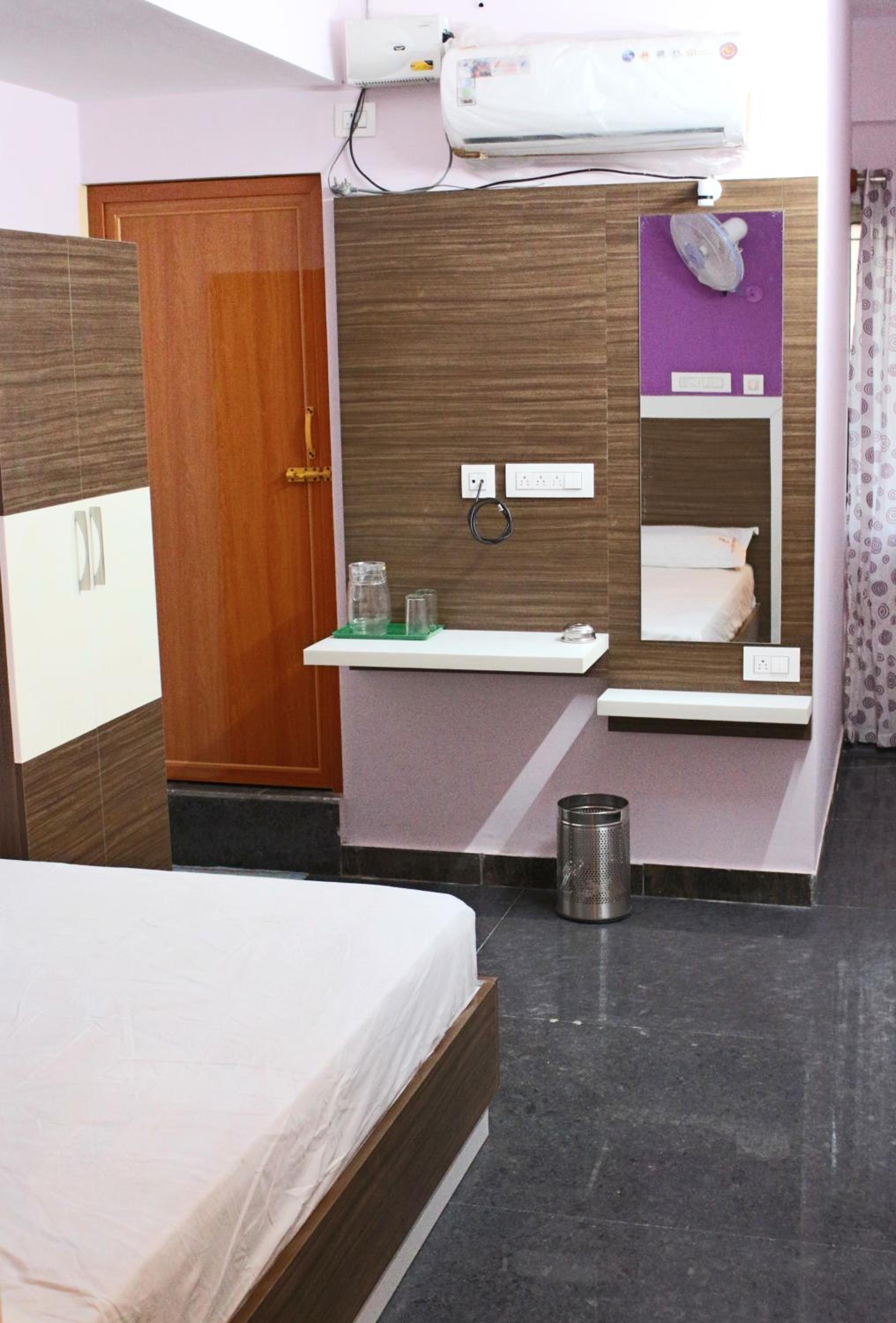 Classic Triple Room