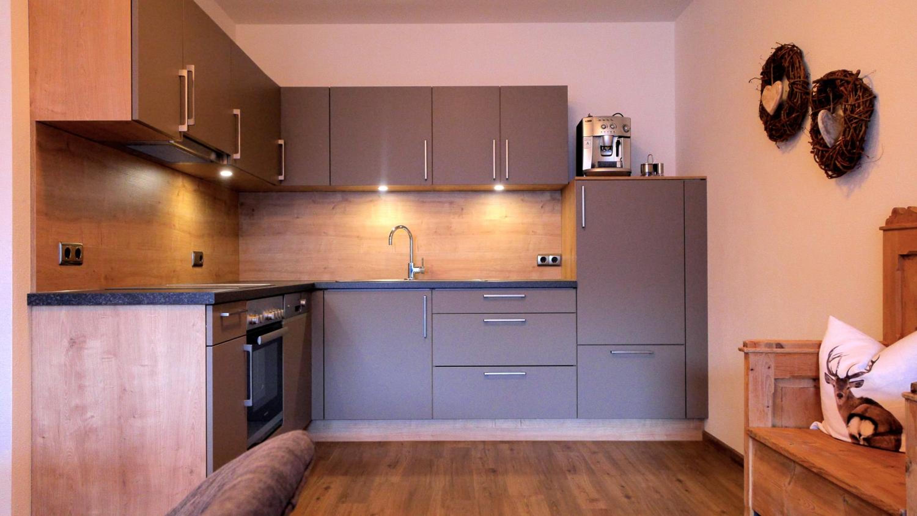 Two-Bedroom Apartment with Terrace photo 2