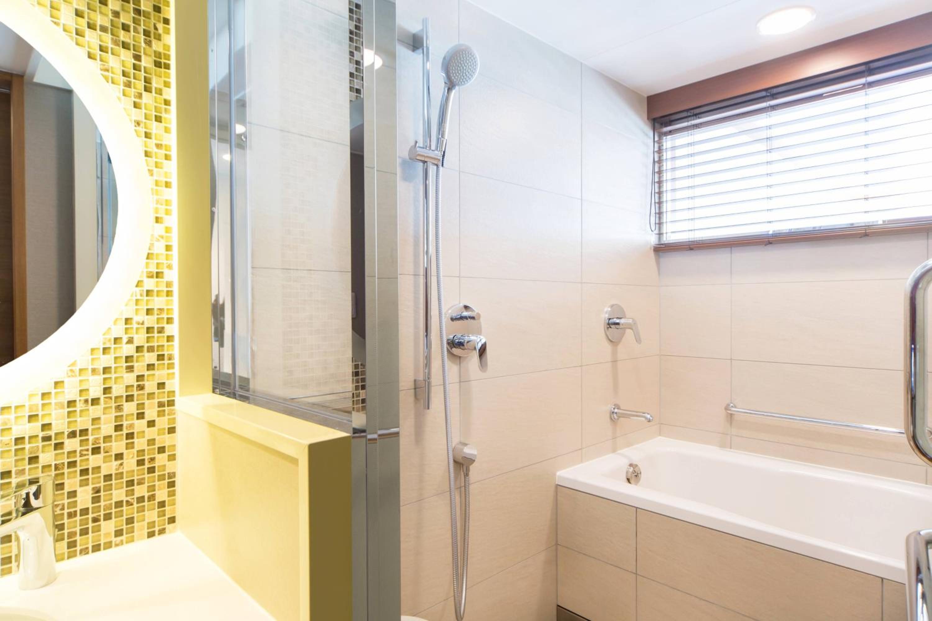Double Room with Partial Ocean View - Photo 4