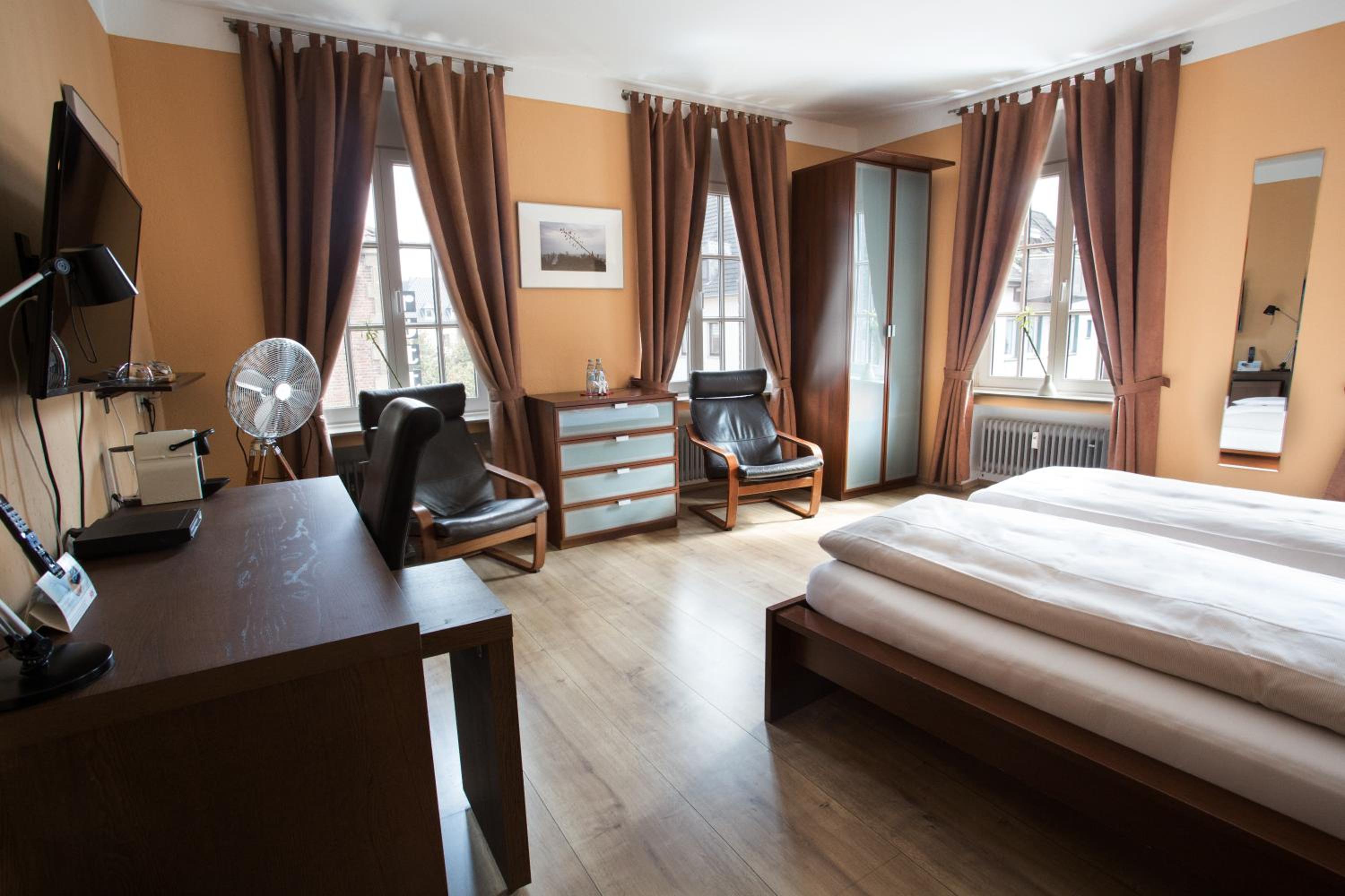 Double Room - Photo 4